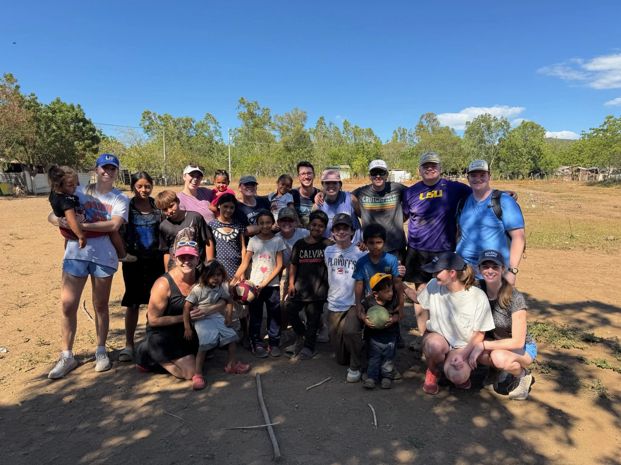 Sweet Kids in La Fortuna
