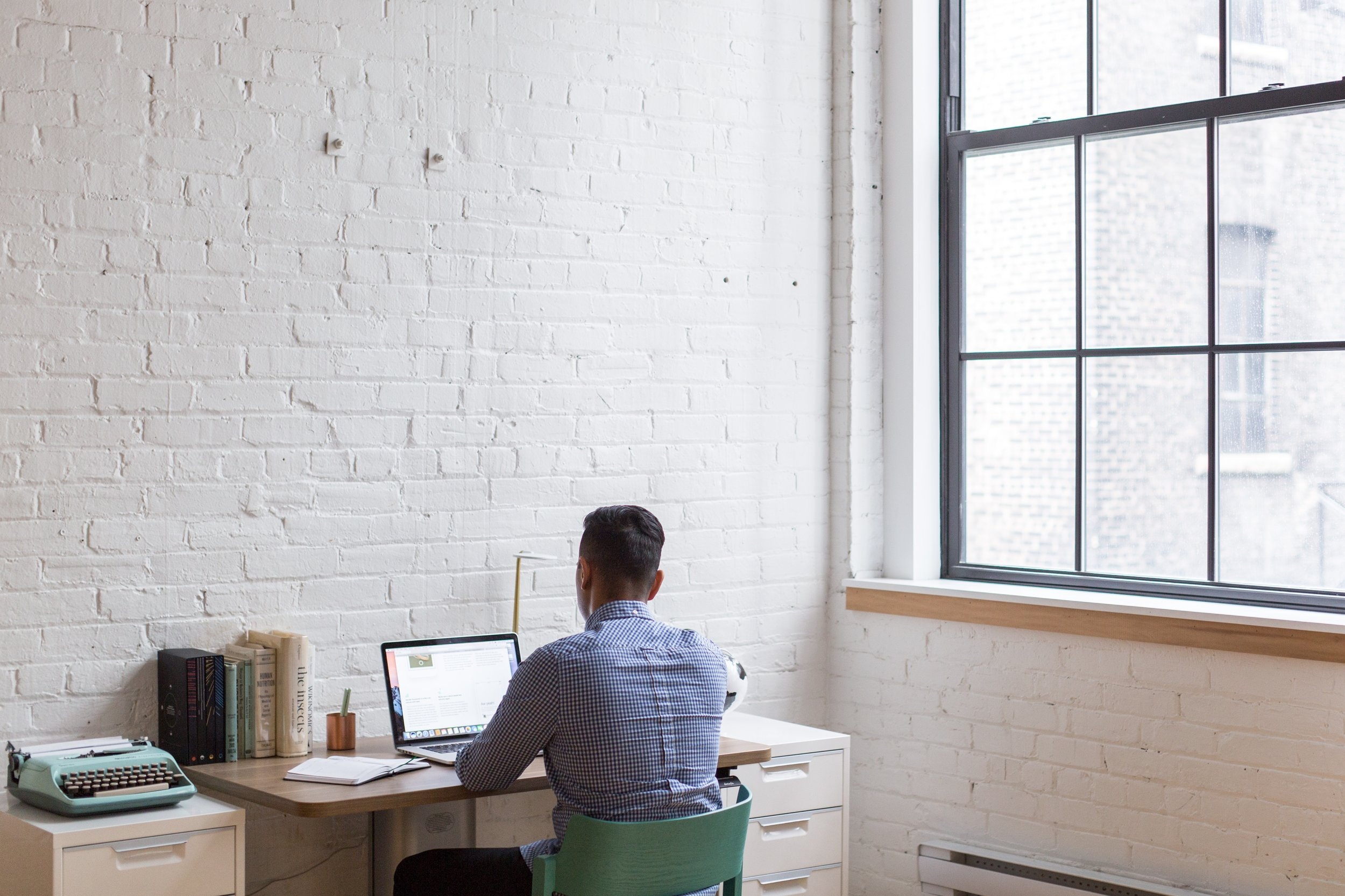 adult-daylight-desk-374085.jpg