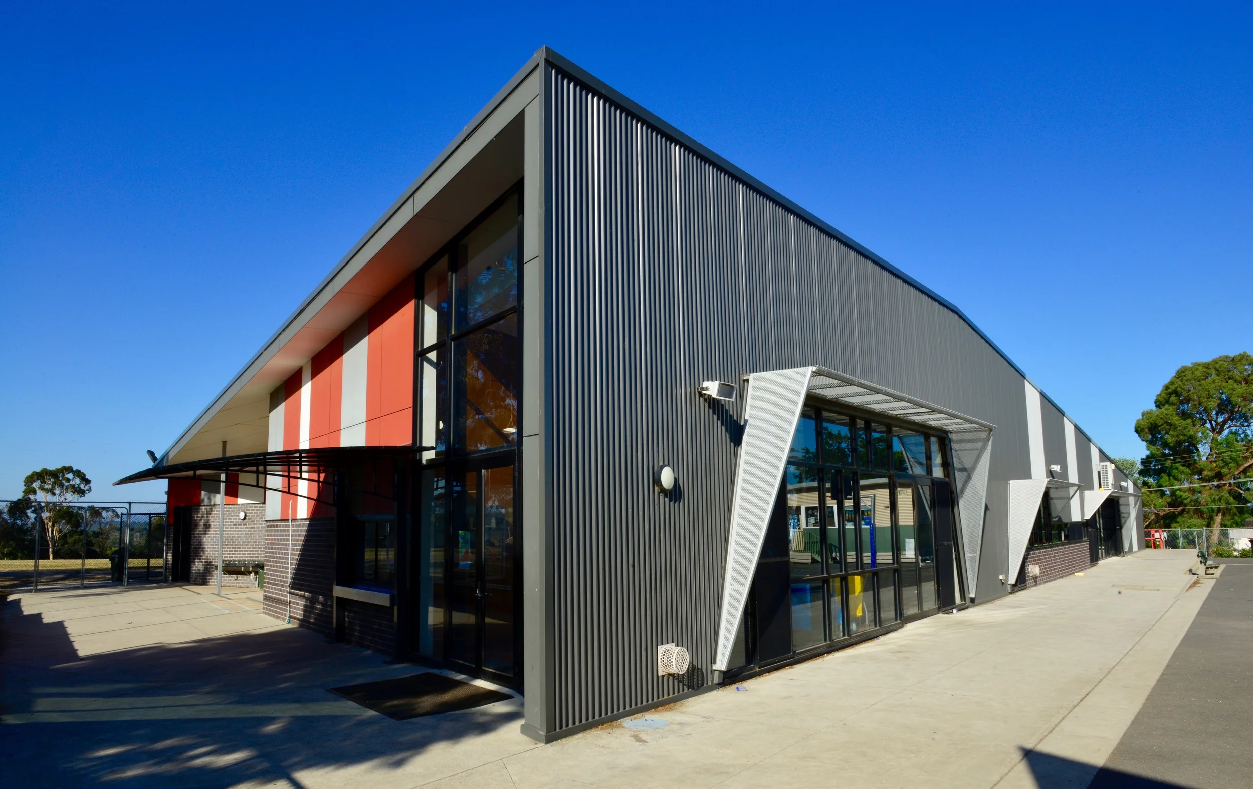 NEWSLETTERS — Viewbank Primary School