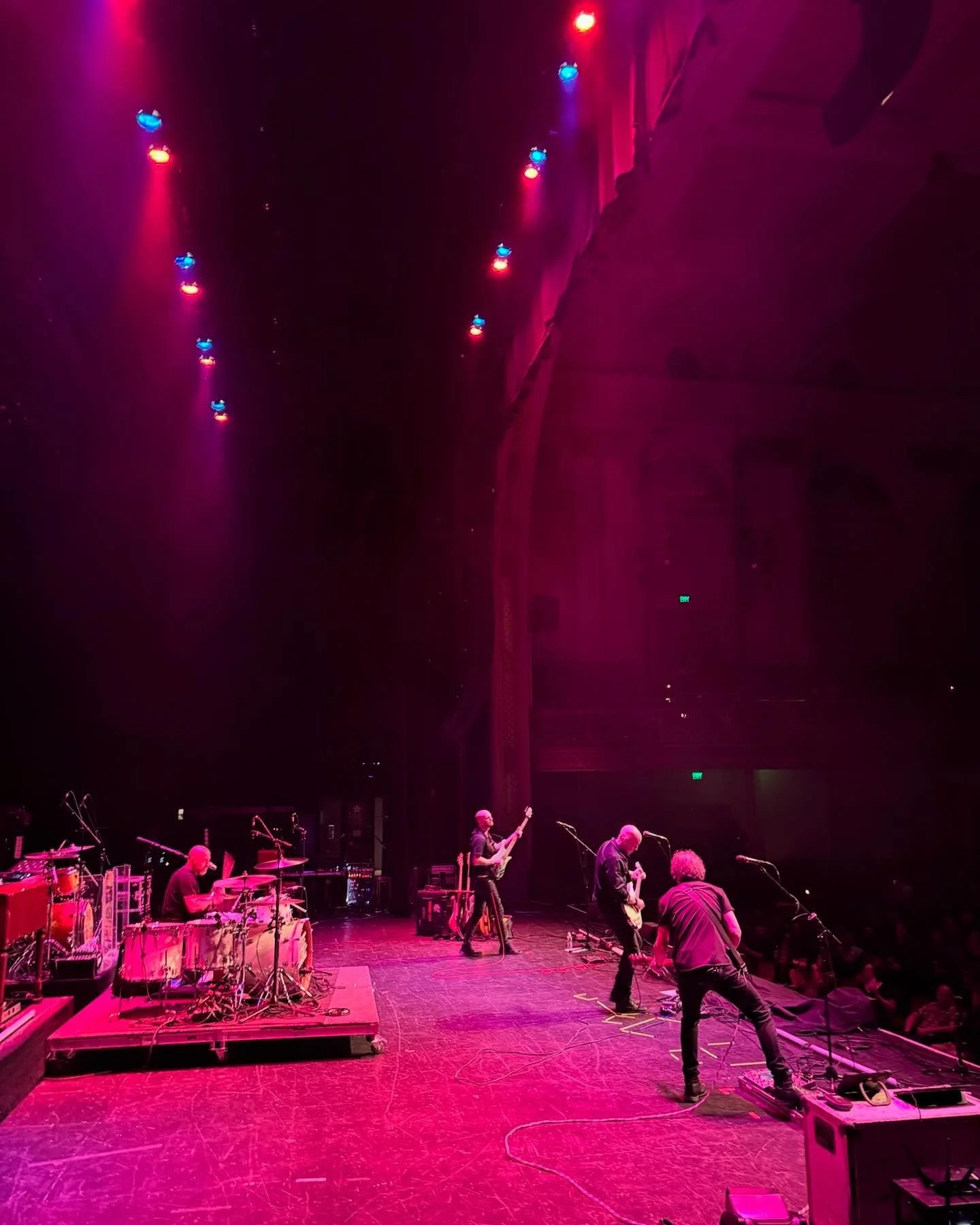 Albany tonight at @palacealbany! Thanks @thelyricbaltimore and @librarymusichall. So much fun out here with @toadthewetsprocket and @kttunstall. Pics by @simitar23 #goodintentionstour