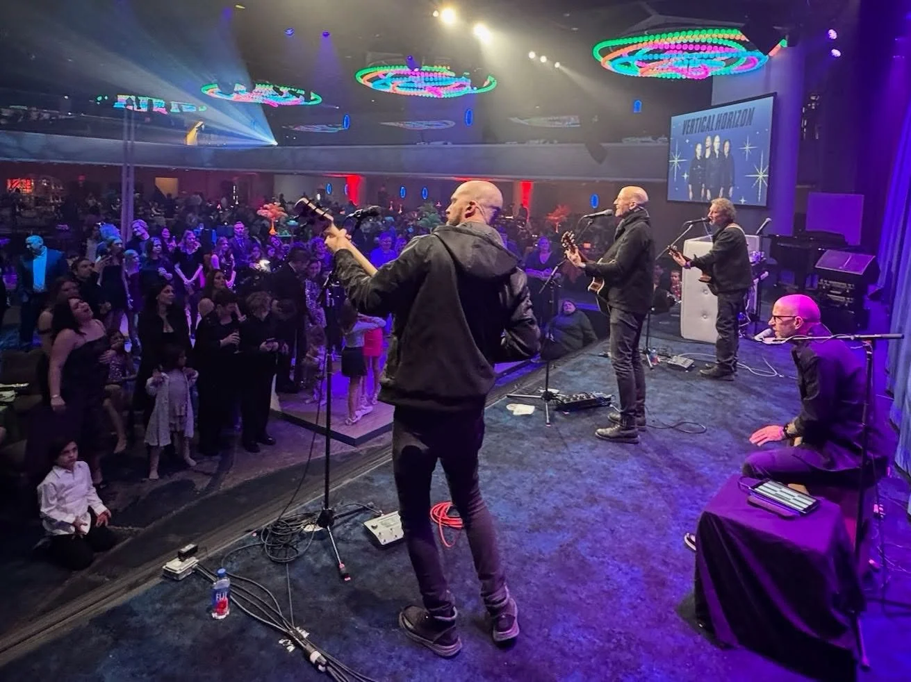 Thanks to everyone who helped us ring in the new year at the wonderful @newyorkmarriottmarquis! And thanks again to all the Marriott staff who were so kind to us! Pic by @simitar23 #happynewyear #2026