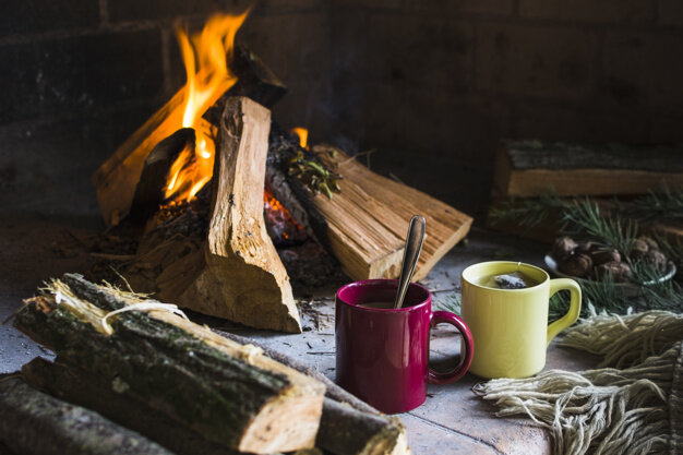 7 tips for creating comfortable  outdoor living spaces year-round