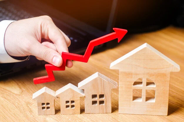 Higher prices, low inventory &amp; rates inching up in 2021