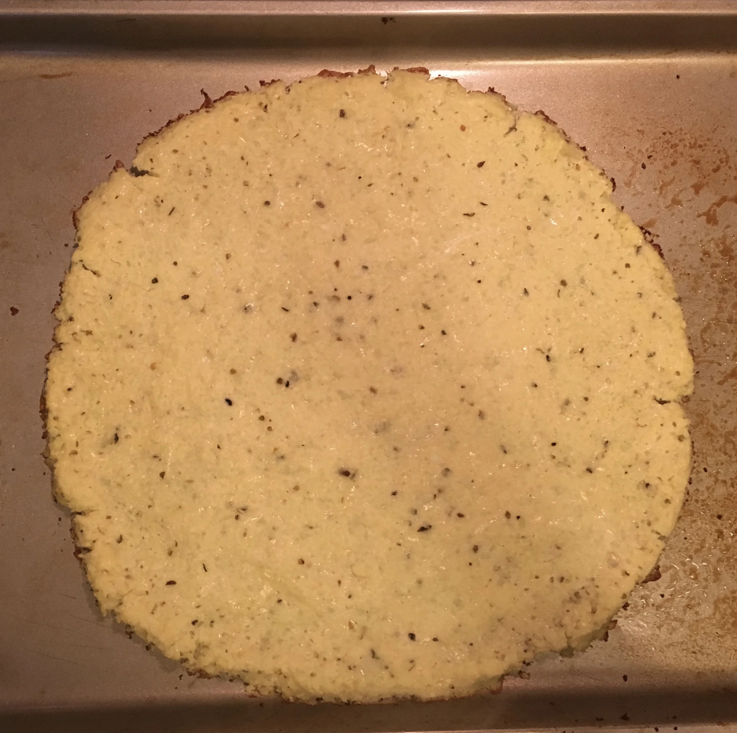 cauliflower-crust-pizza