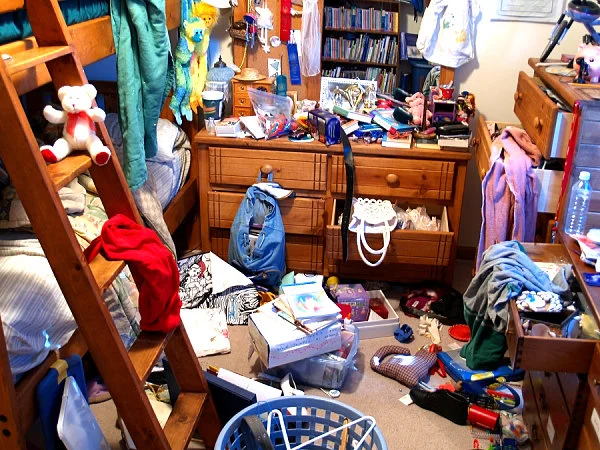 Declutter-your-home.jpg