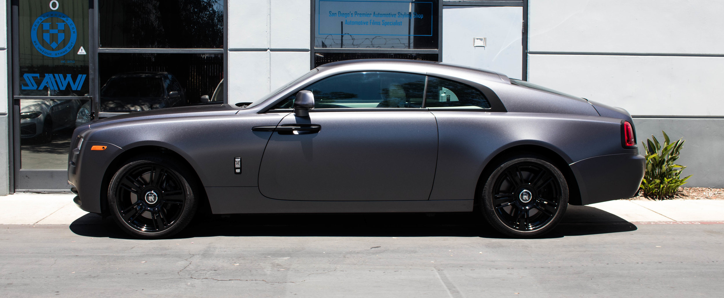 Rolls Royce Side Shot.jpg
