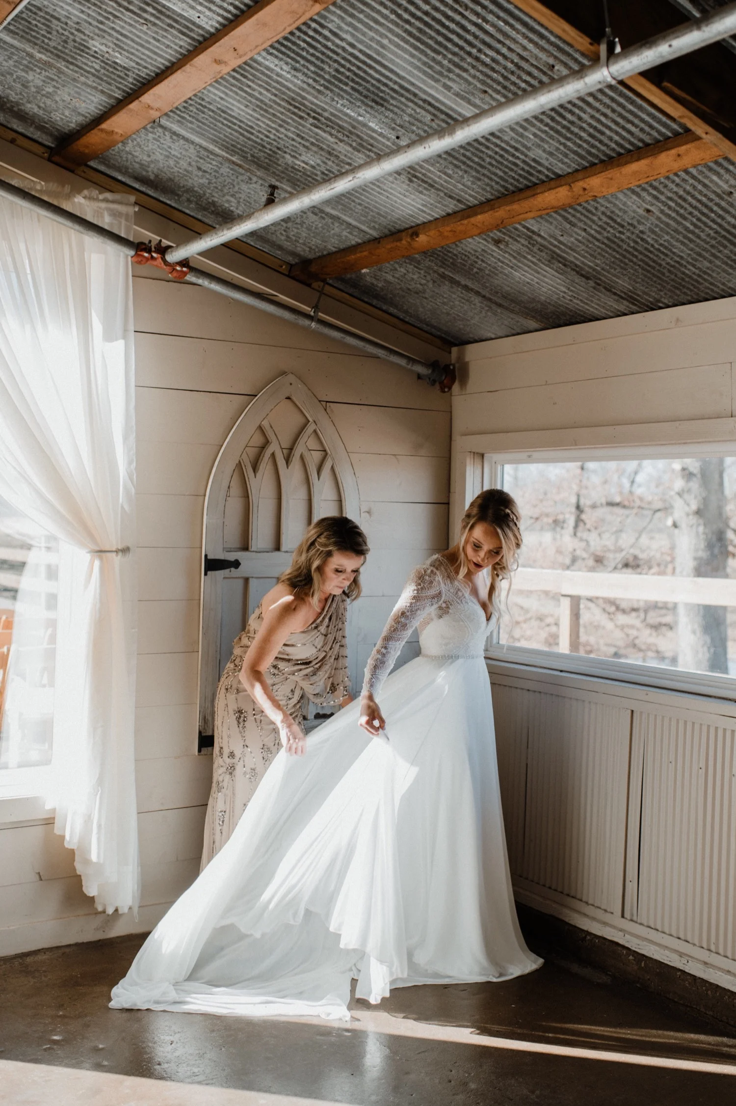 07_CarsonandSarahWeddingBarnattheSpringsFayettevilleArkansasFreckledFoxPhotography-118.jpg