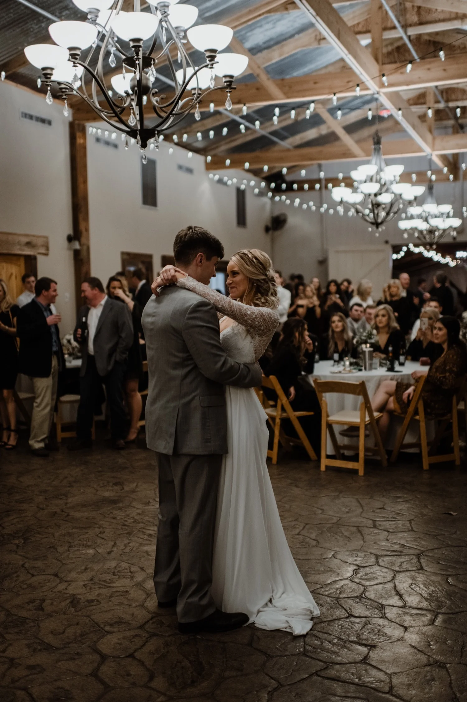 52_CarsonandSarahWeddingBarnattheSpringsFayettevilleArkansasFreckledFoxPhotography-981.jpg
