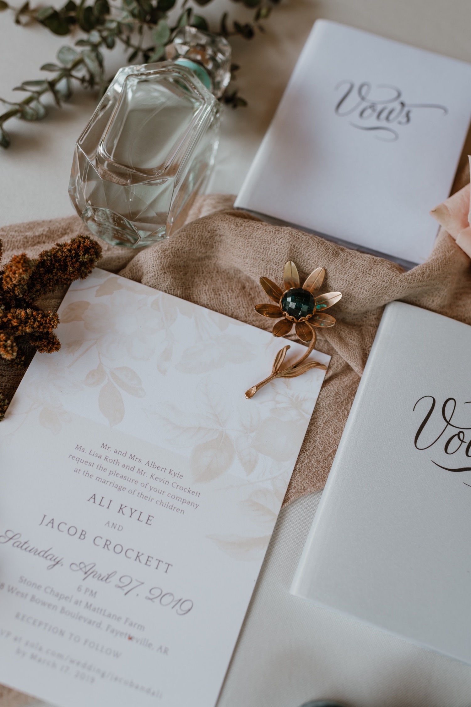 02_JacobandAliWeddingMattLaneFarmFreckledFoxPhotography-22.jpg