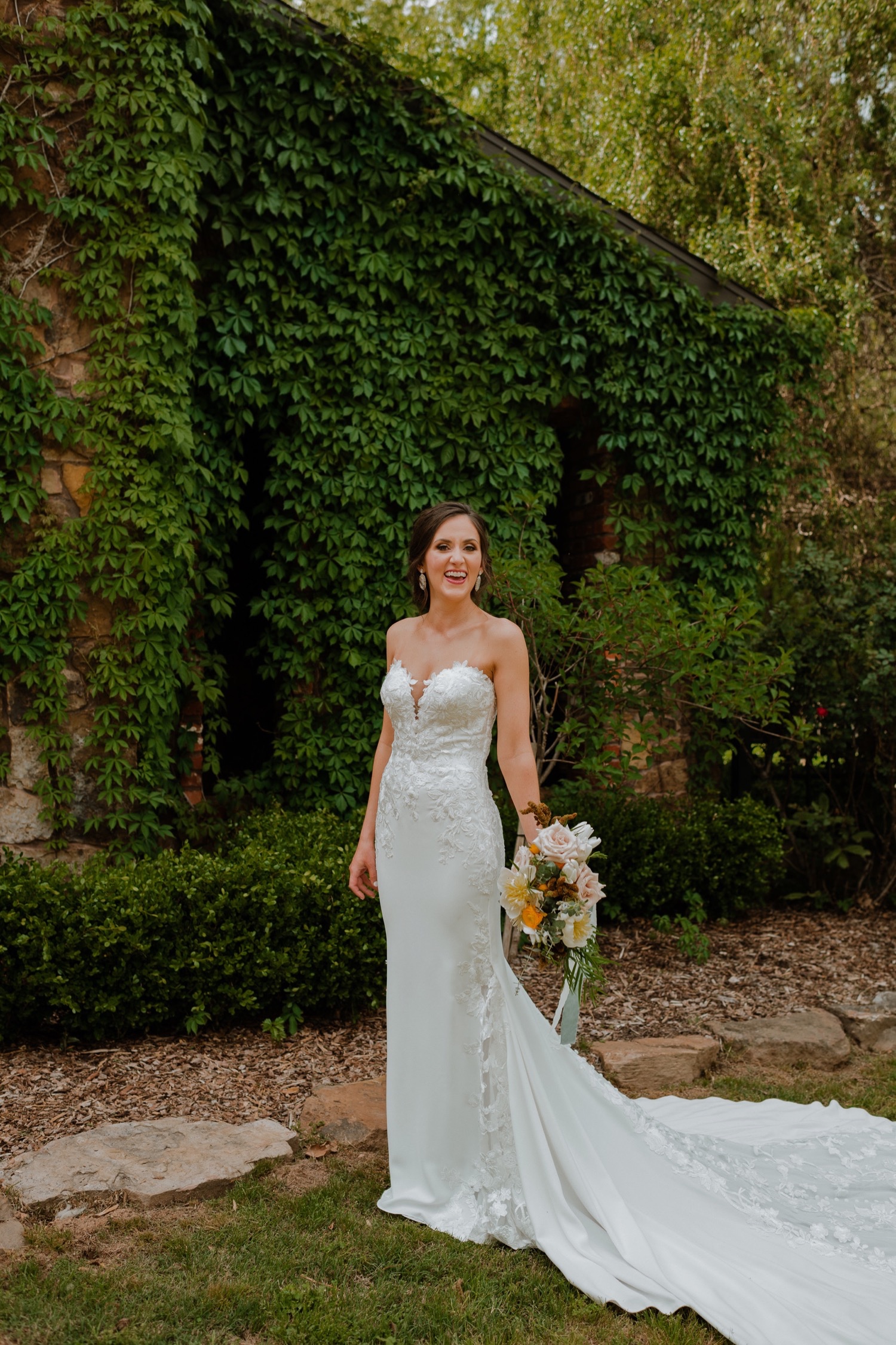 17_JacobandAliWeddingMattLaneFarmFreckledFoxPhotography-342.jpg