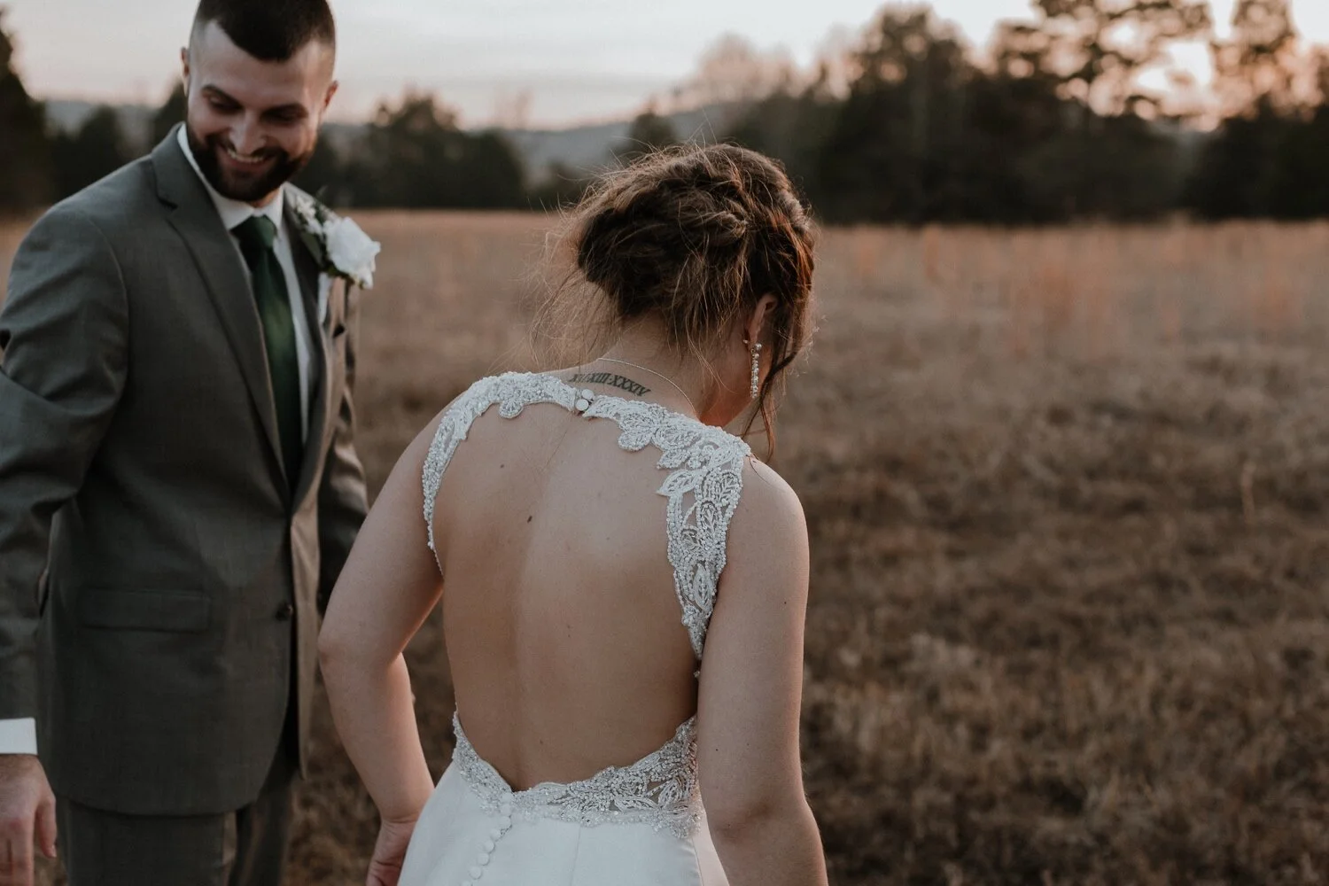 080_ZanderWinsorWeddingLegacyAcresFreckledFoxPhotography-884.jpg