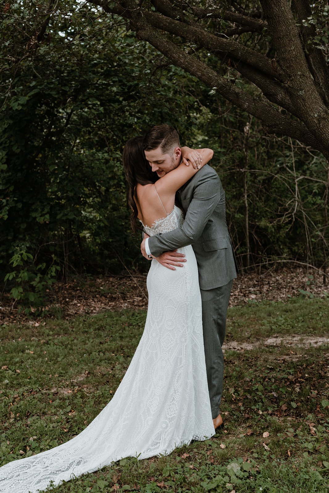 GabeElizabethWeddingKindredNorthFreckledFoxPhotography-317.jpg