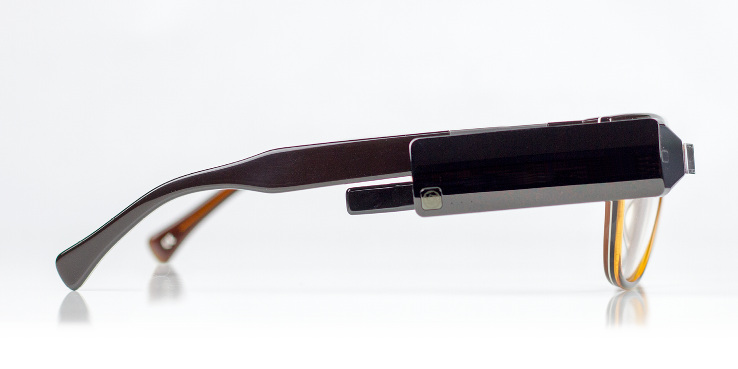 IRIS LIVE PERSONAL CAMERA & DISPLAY