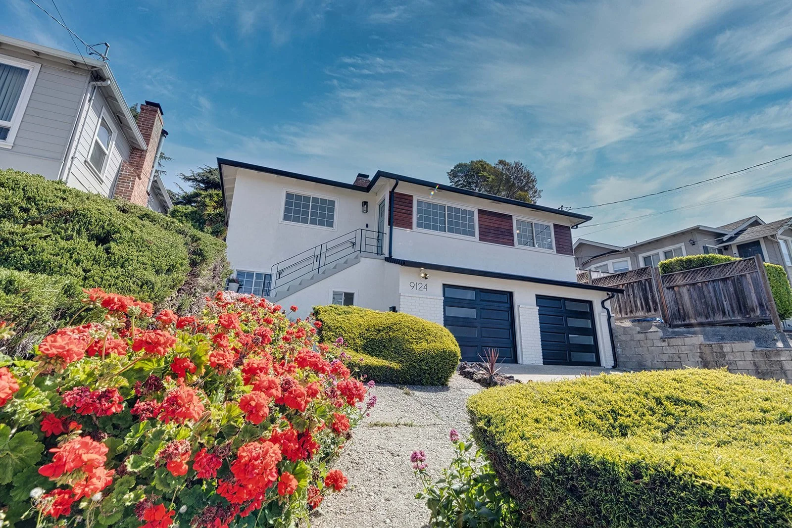 9124-lawlor-Exterior.jpg