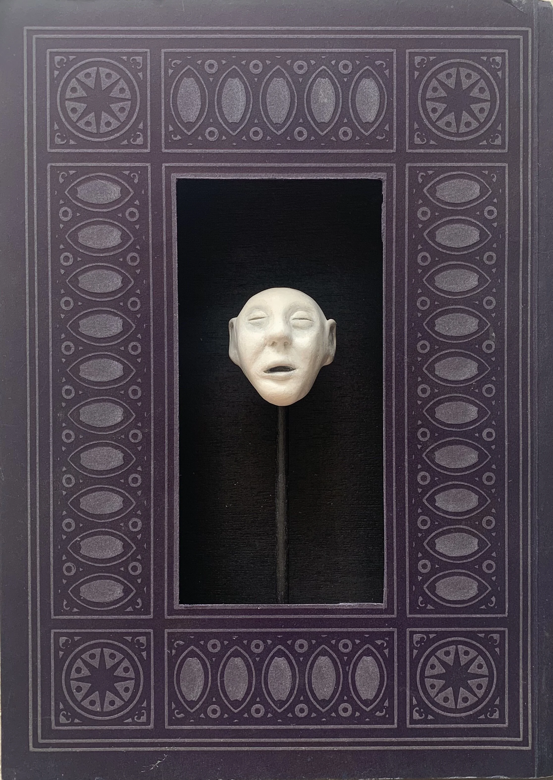 Hamilton Gallery, Sligo, Artist, Lisa Gingles, I am not dead yet, Bram Stoker Exhibition