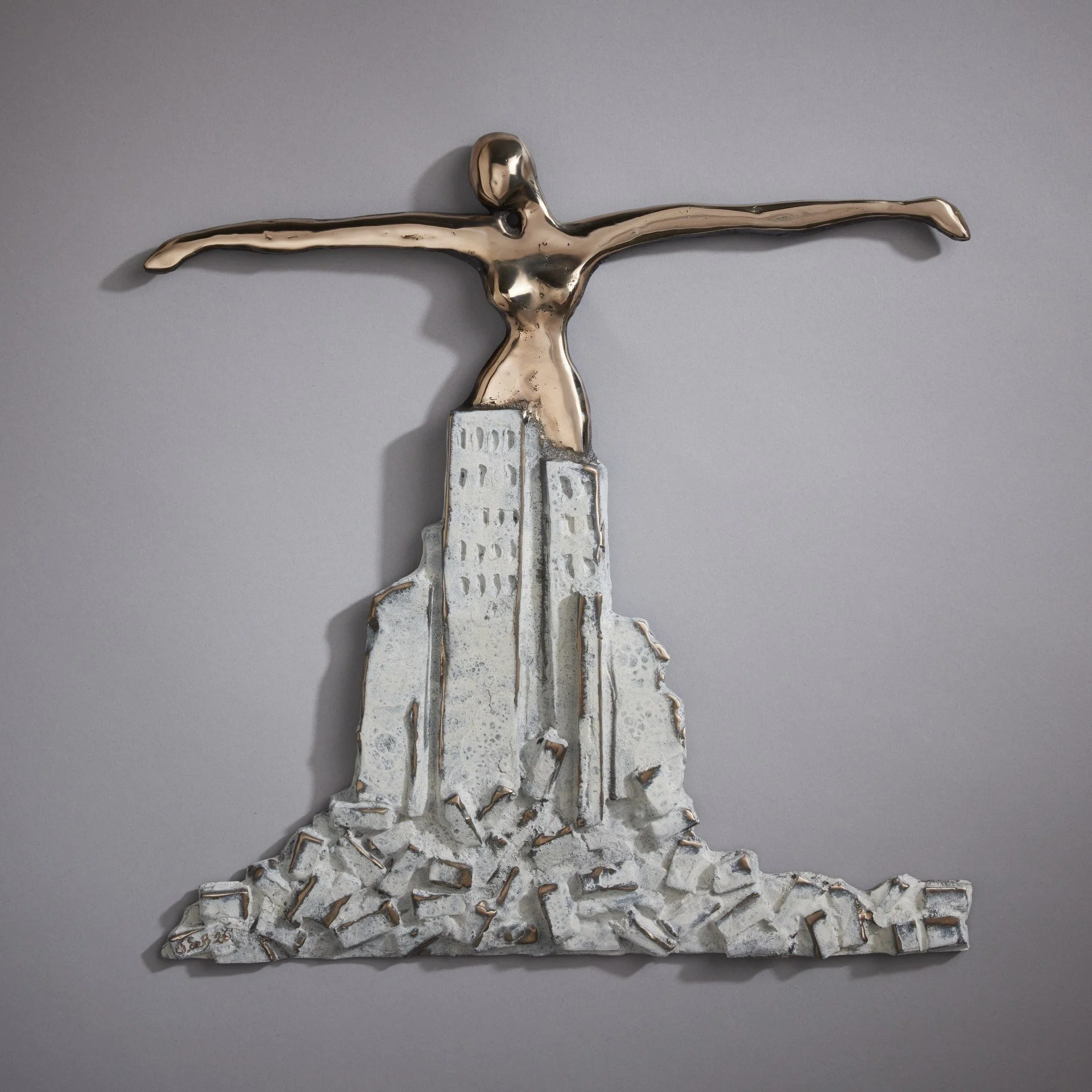 de Brí Orla A Mother's Arms.jpg