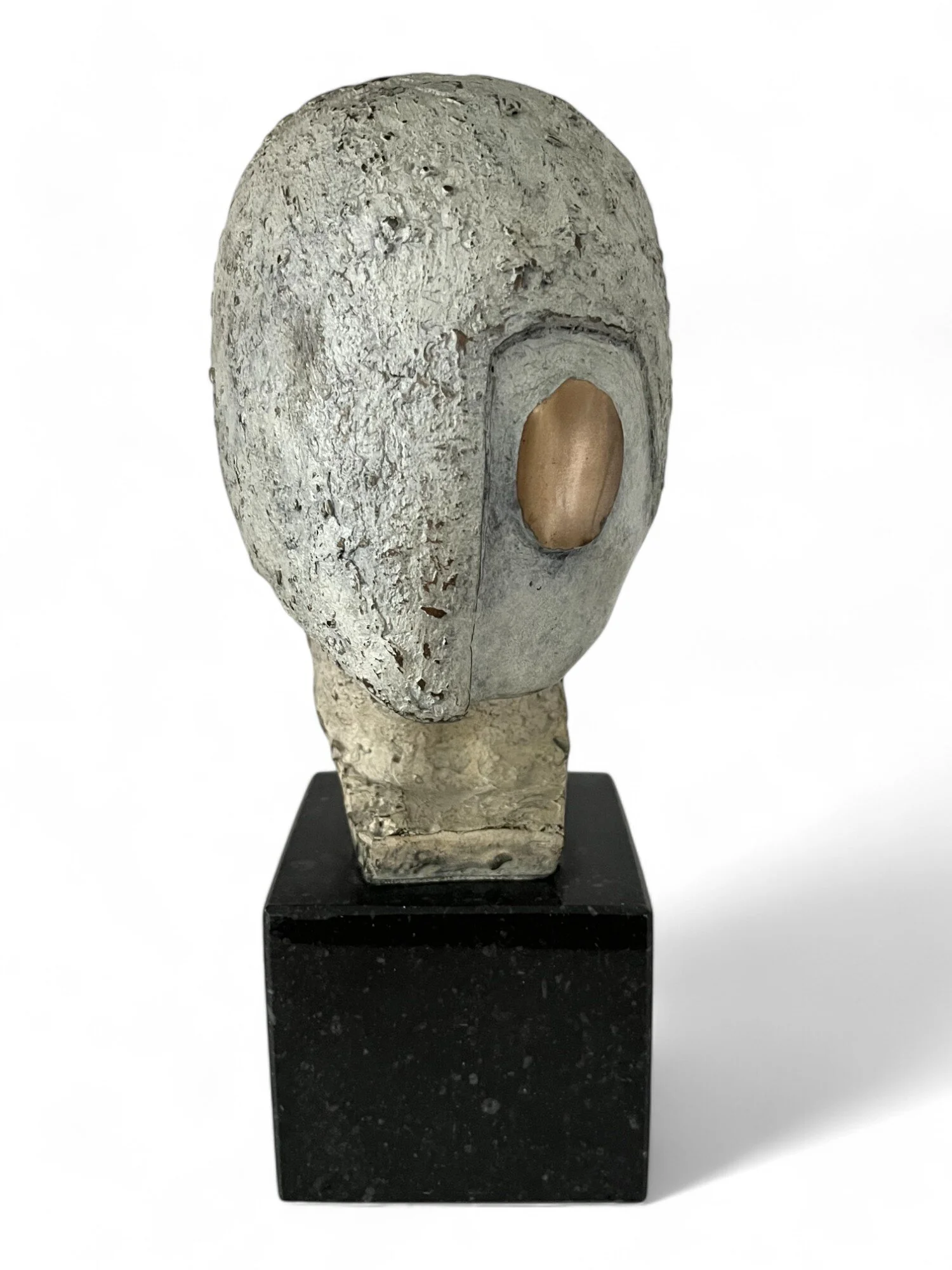 Finn Conlon_ 1. Projection I- Bronze on Limestone base - 10cm x 11cm x 26cm