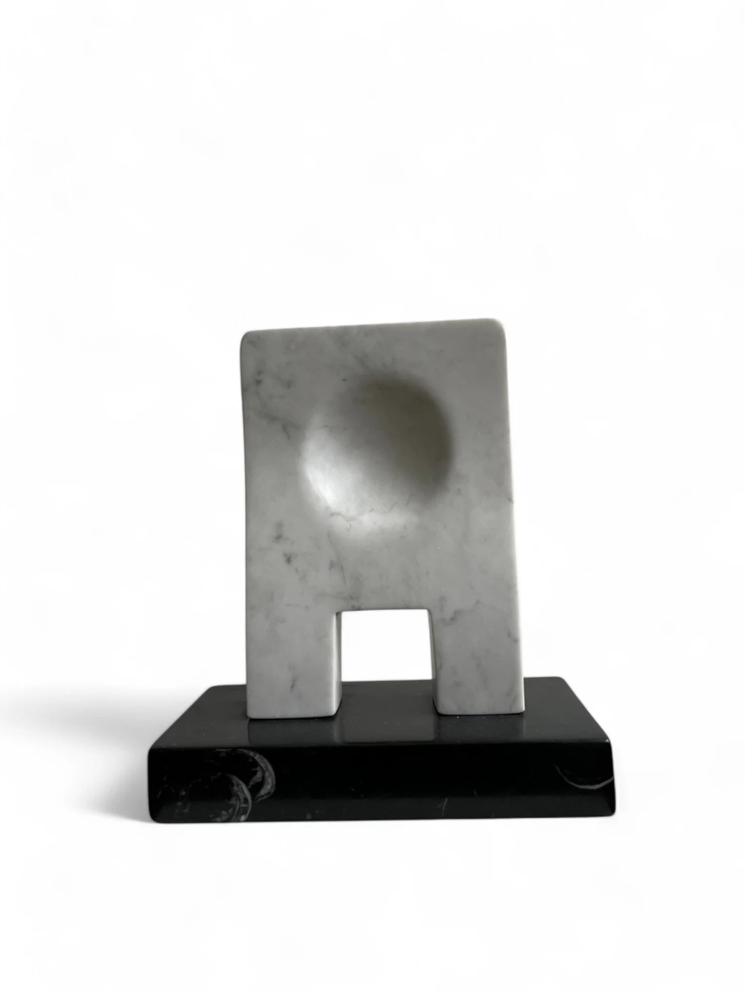 Finn Conlon_ 1_Internal Landscape - White Marble on Kilkenny Limestone - 30cm x 26cm x 35cm