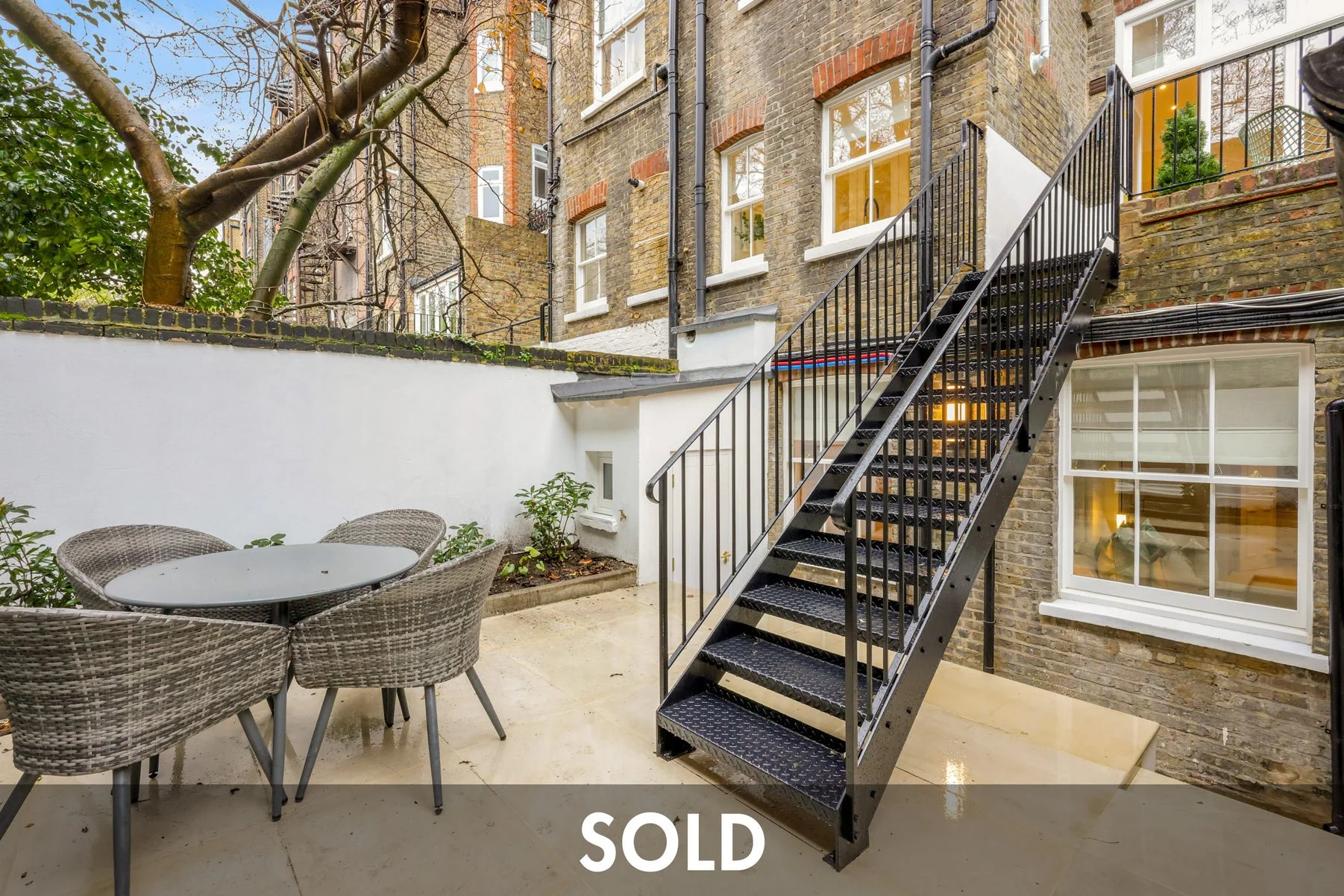 26A_Roland_Gardens_Sold_011.jpg