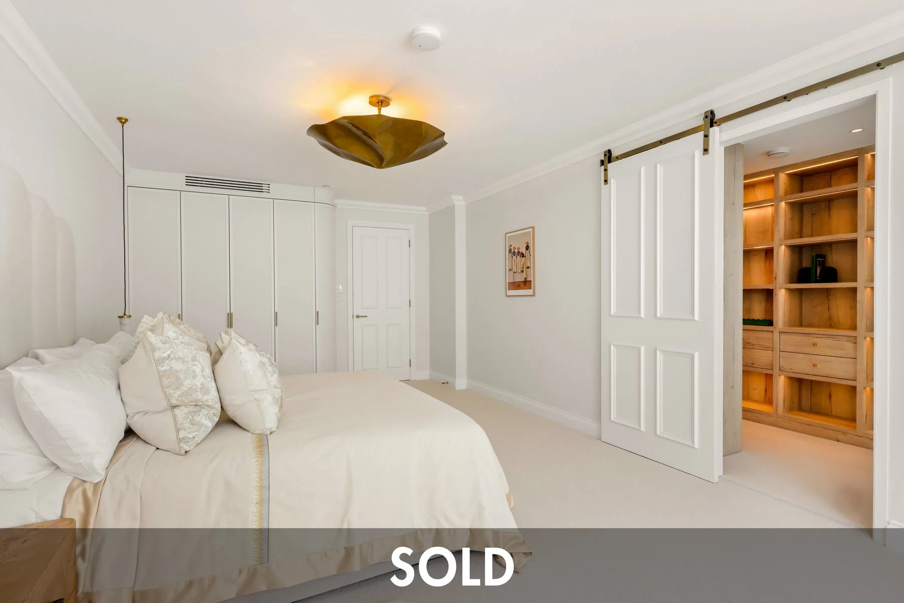 26A_Roland_Gardens_Sold_018.jpg