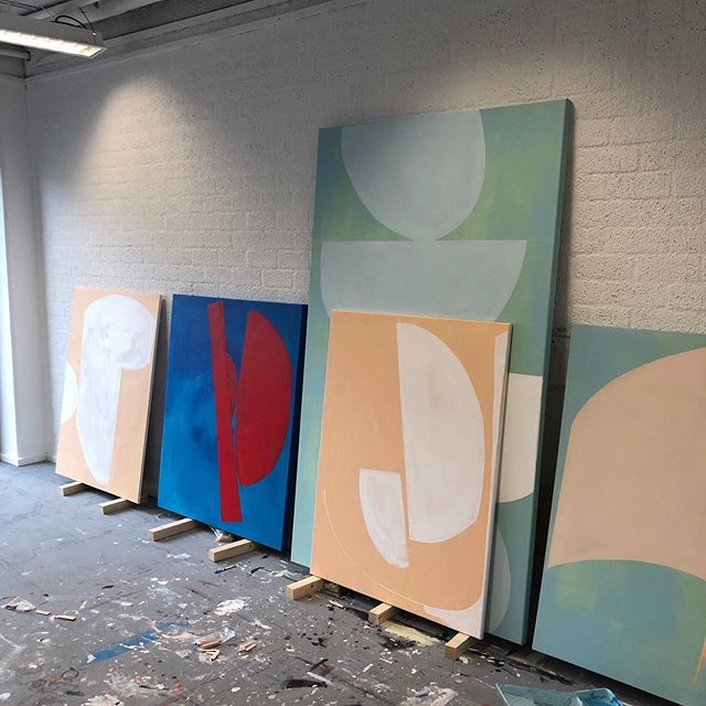 View from the studio. The direction is getting clear now.
.
.
.
#art #artist #artistsoninstagram #arte #kunst #kunstenaar #studio #atelier #wip #minimalart #abstract #abstractart #interieurinspiratie #interieur #interieurstyling #design #Voorburg #de