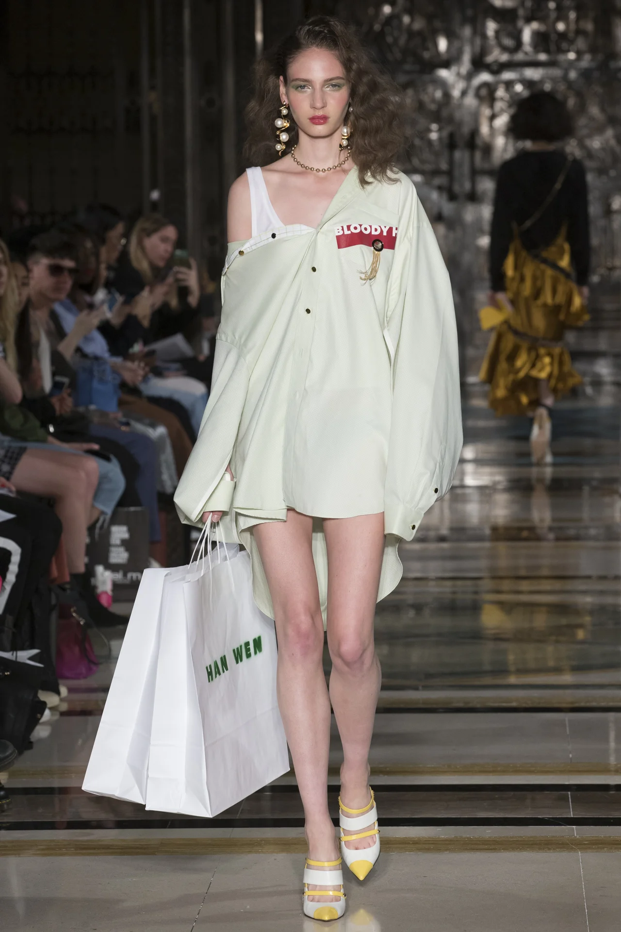 HAN WEN — Fashion Scout