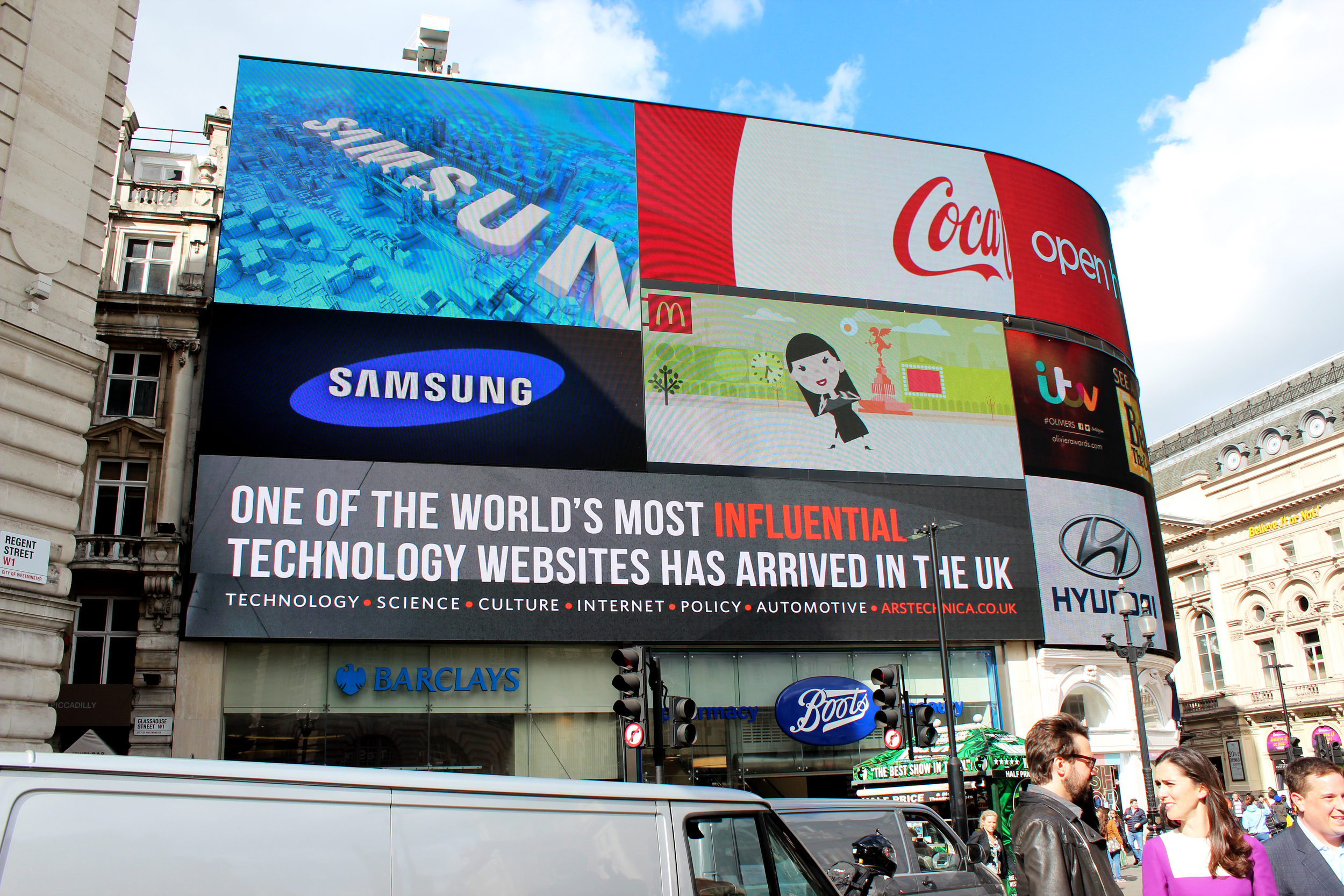 Ars Technica UK, Piccadilly Circus