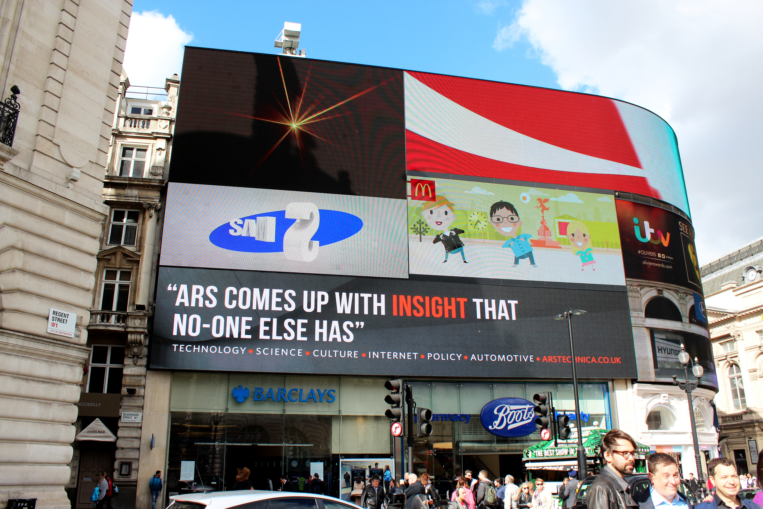 Ars Technica UK, Piccadilly Circus