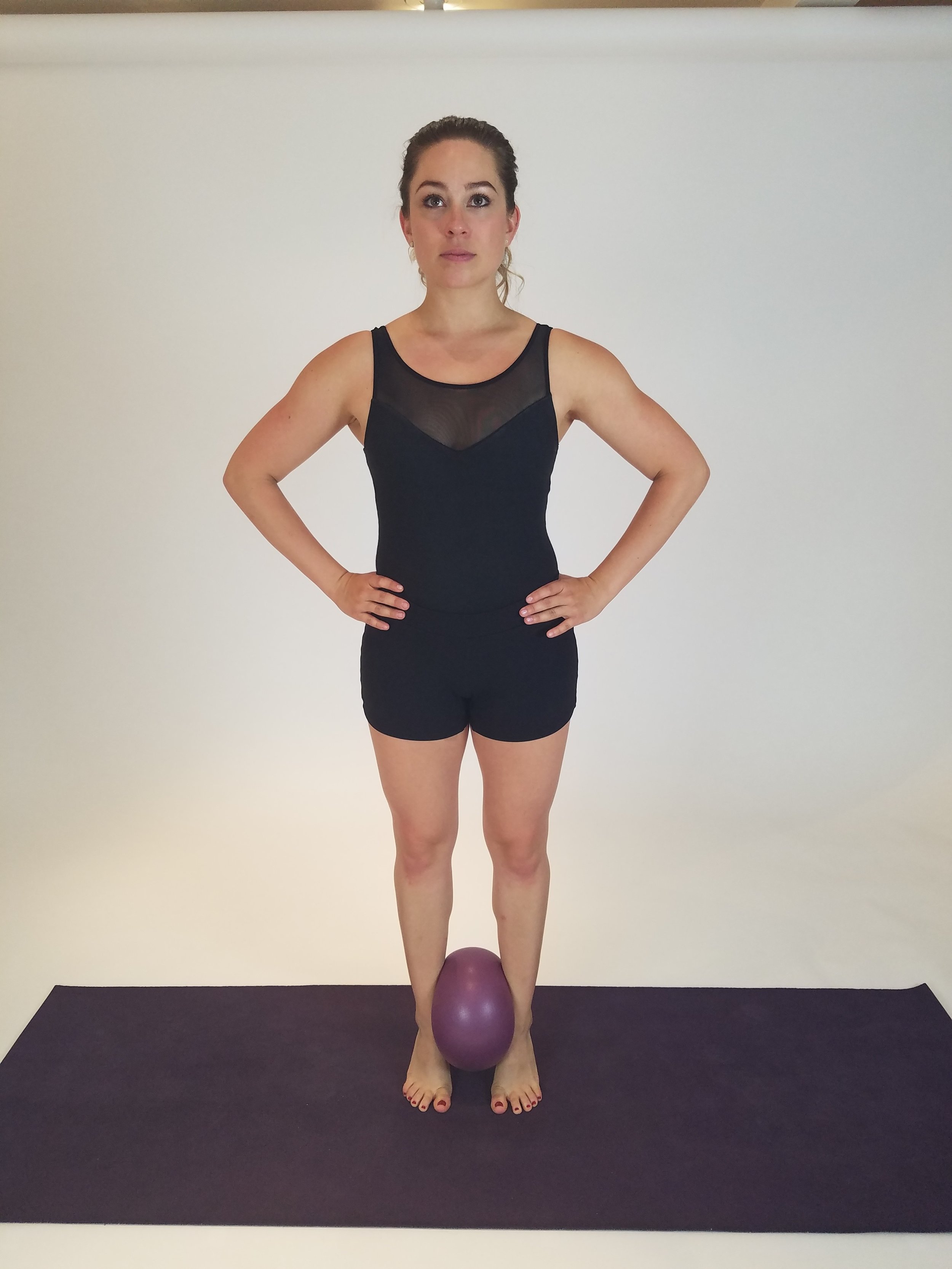 celine toe balance - 1.jpg