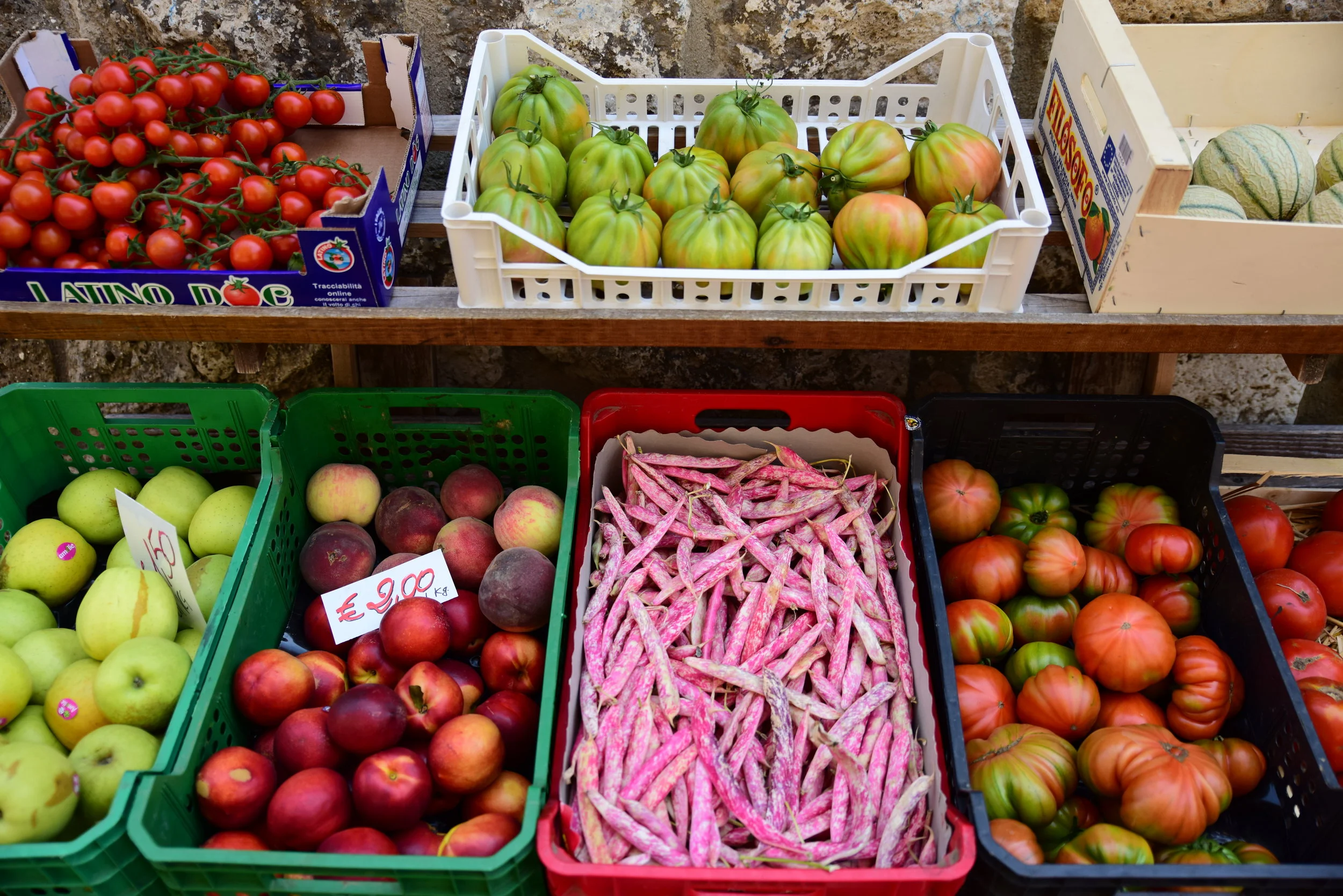 Summer's bounty and dinner supplies in Catellina