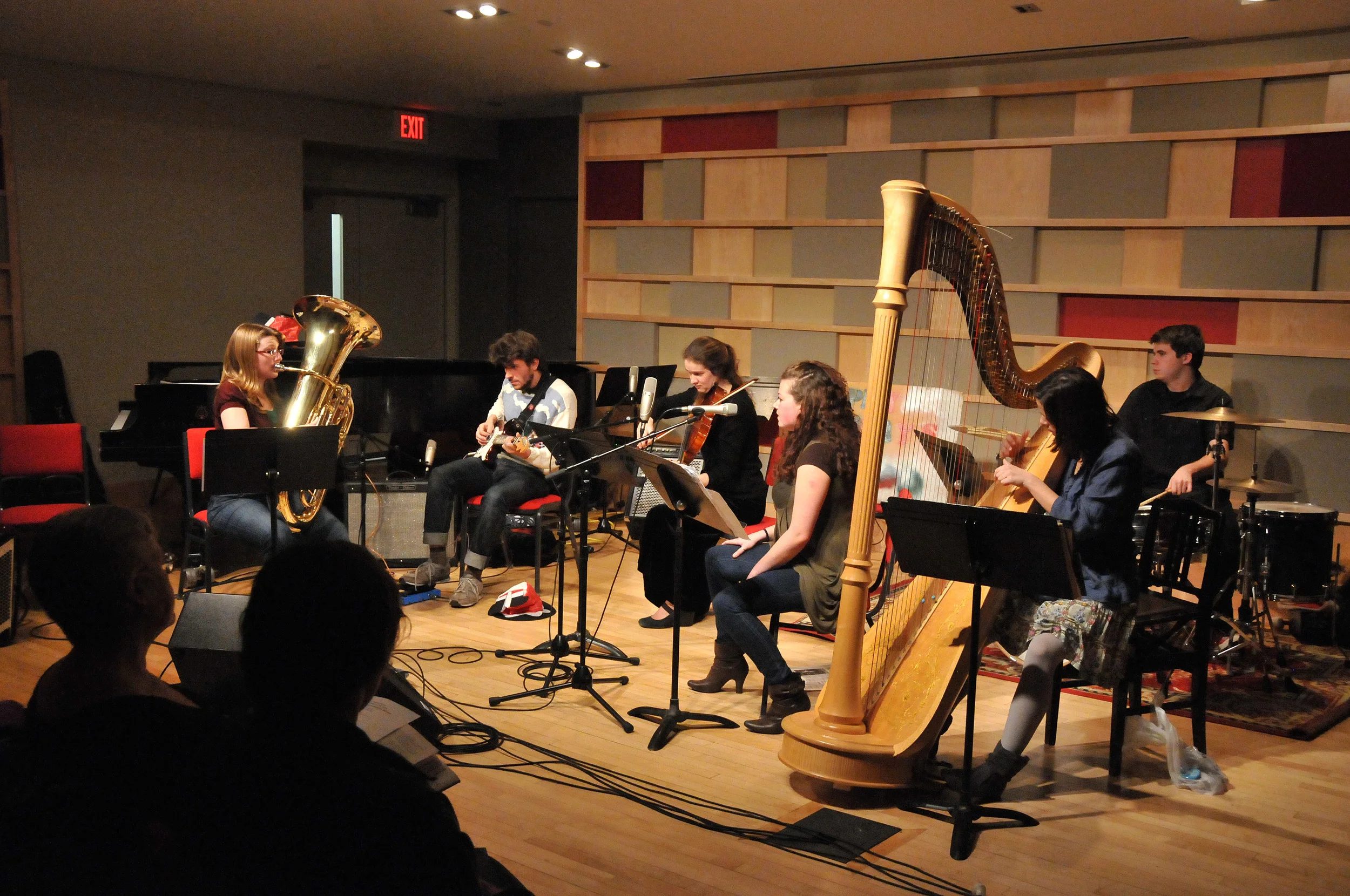  NEC student ensemble led by Tanya Kalmanovitch 