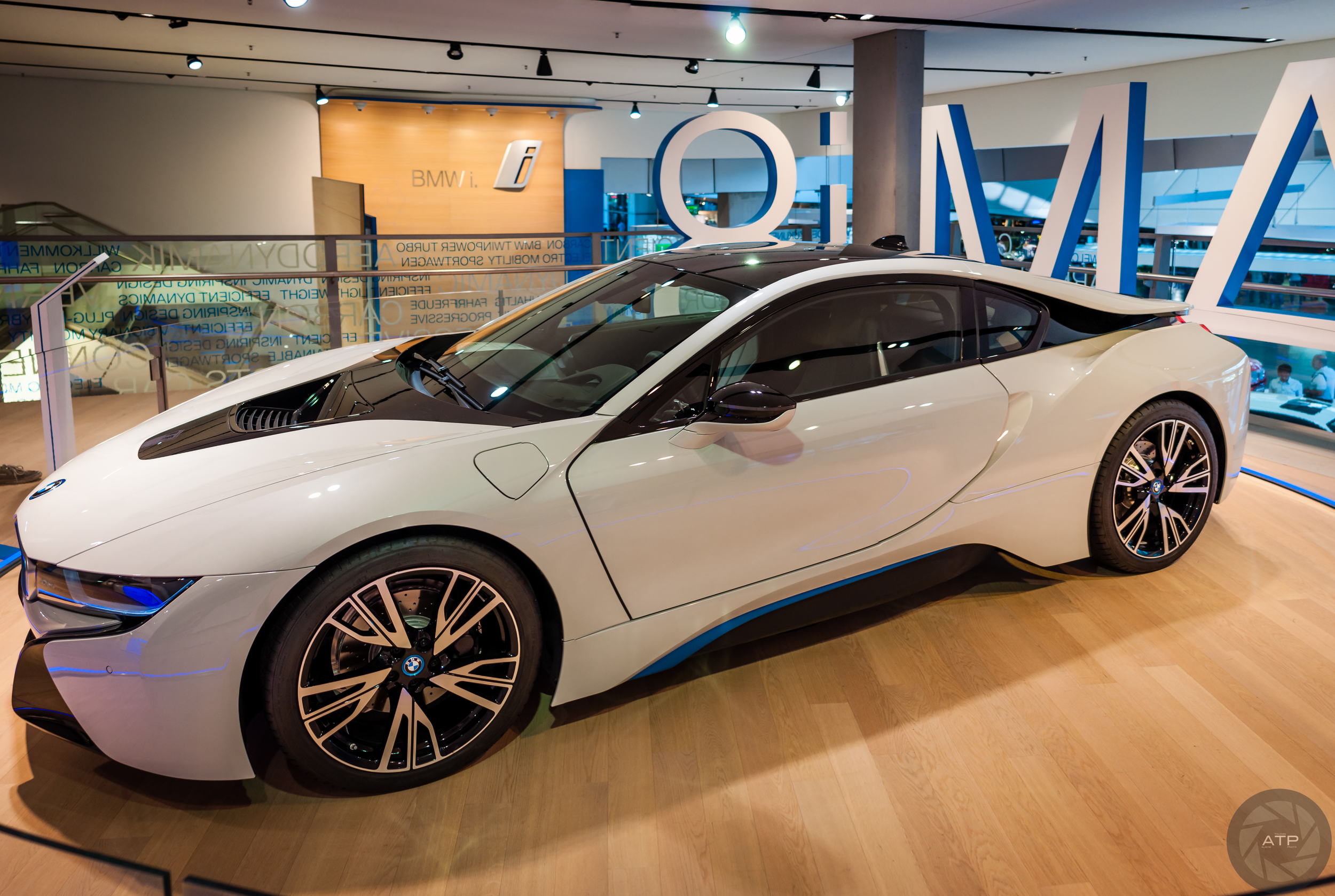 BMW Welt.06.12.2015_0042-Pano.jpg