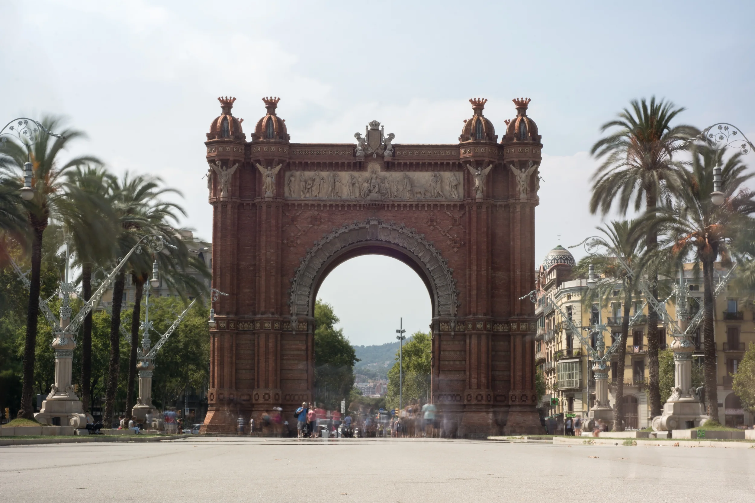 Arc De Triomf - daytime long exposure