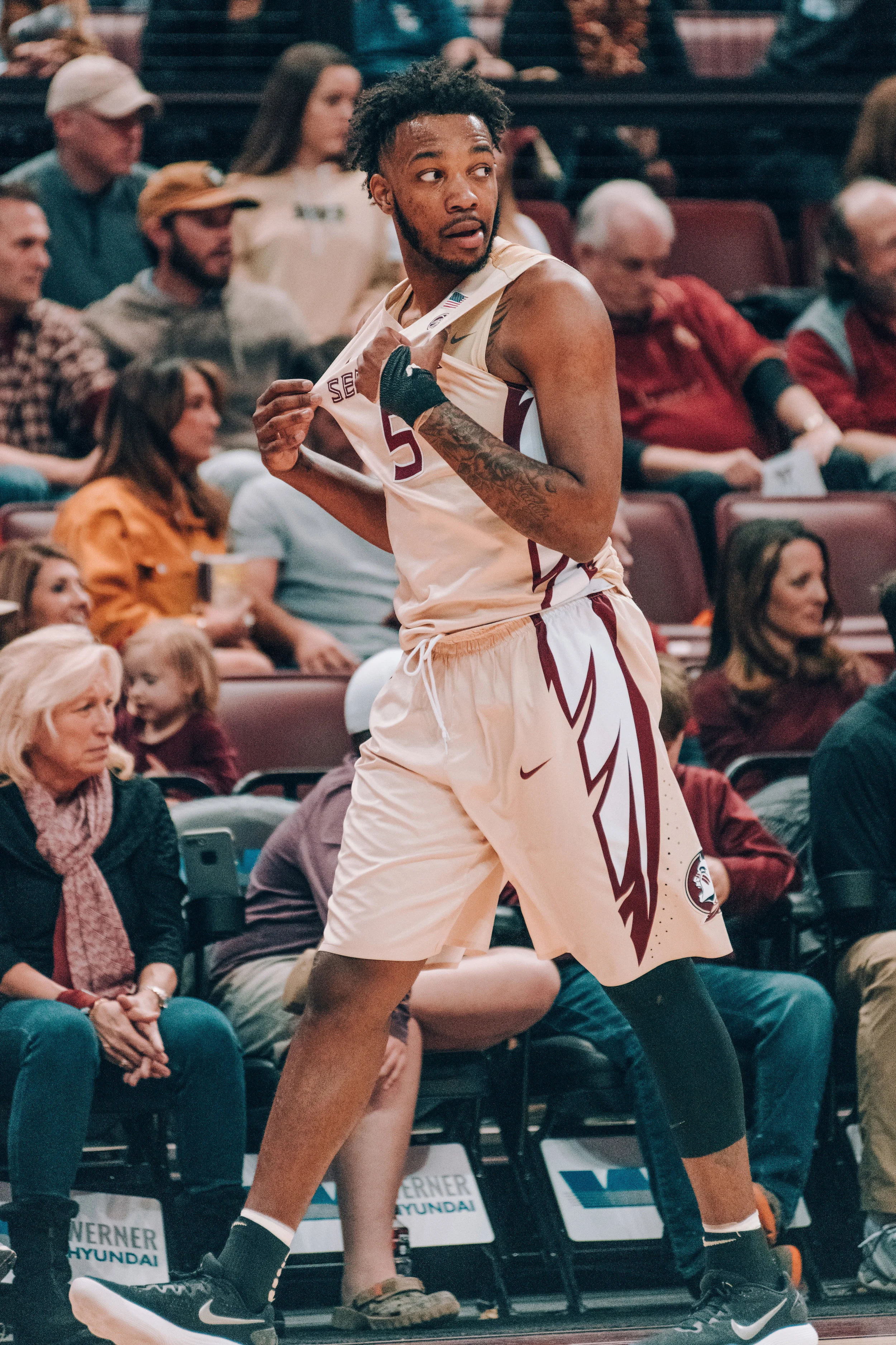 Sports.Basketball Photos.Tolchin Photo_032.jpg