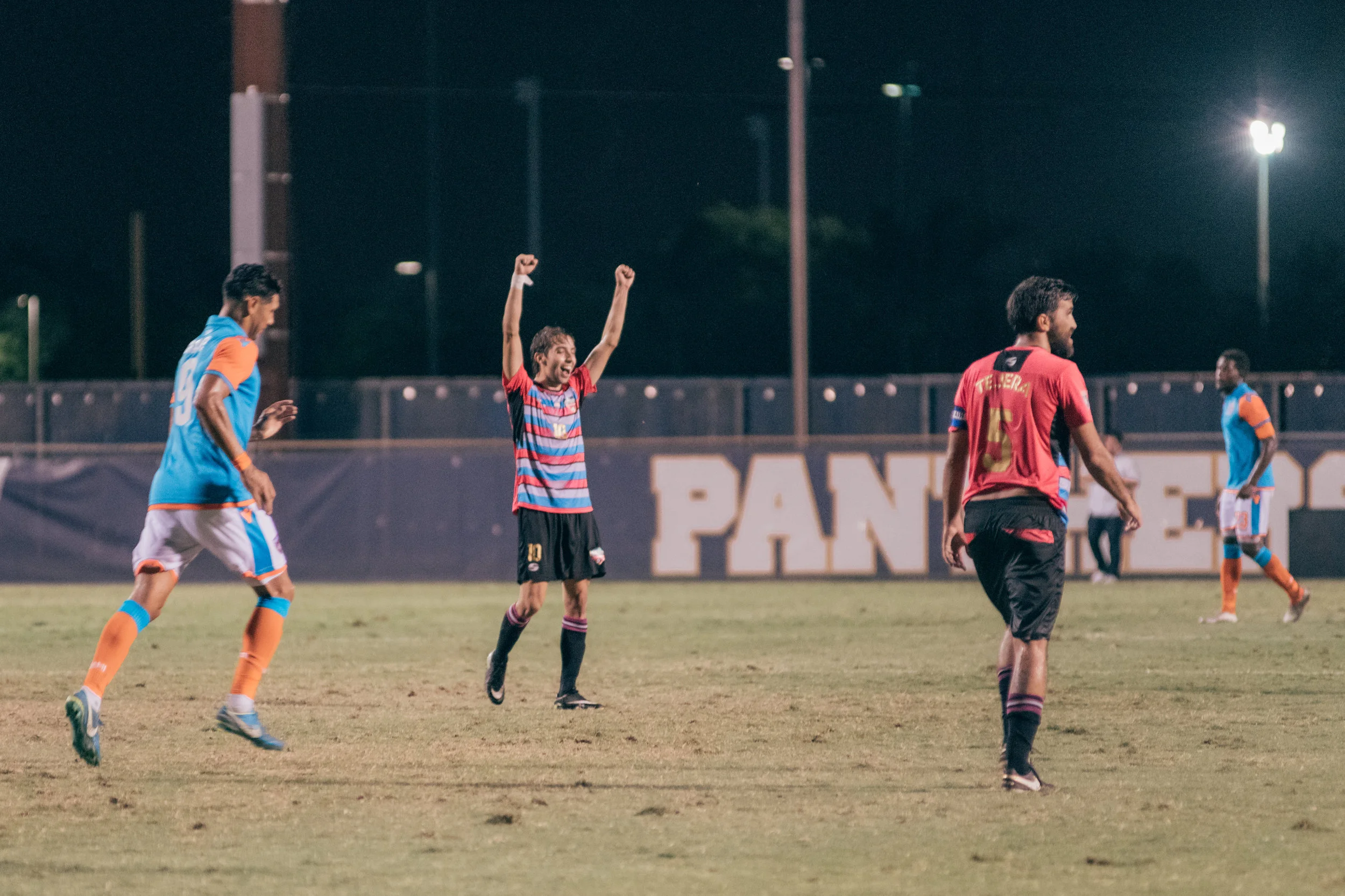 Sports.Soccer Photos.Tolchin Photo_016.jpg