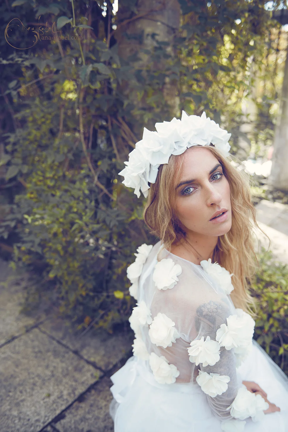 Model: Alessandra Rocca Photography: Ana Isabel Dresses: Agnes Mira Rosa Headdresses: Rouge Pony Makeup: Sarah Shaw Published: ELEGANT Magazine