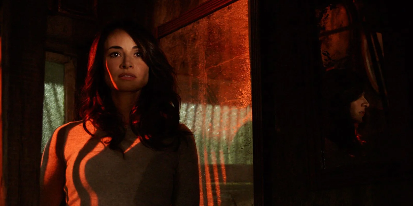 Esquire: Mia Maestro Talks Playing The Strain's Strong Woman