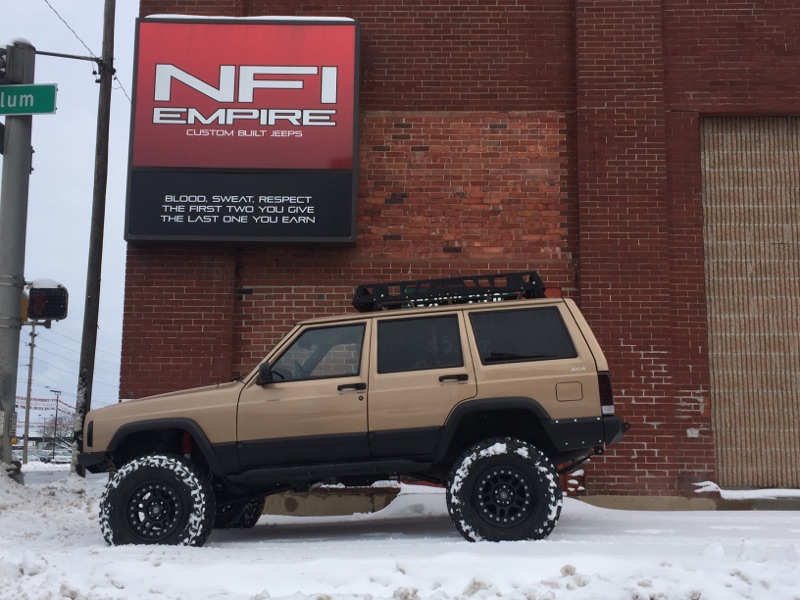 Gold 1999 Jeep Cherokee Xj Nfi Empire