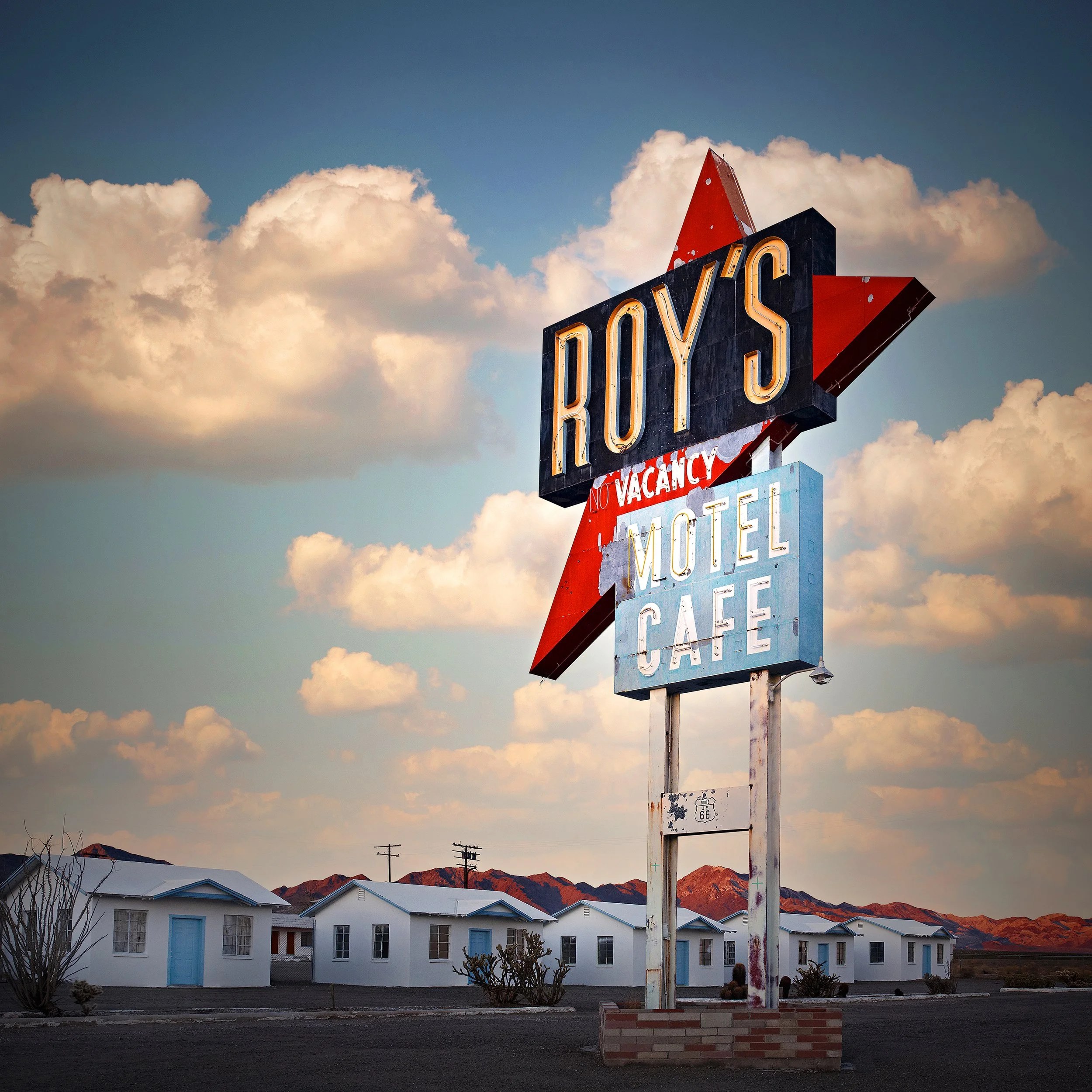 "Roy's Motel"