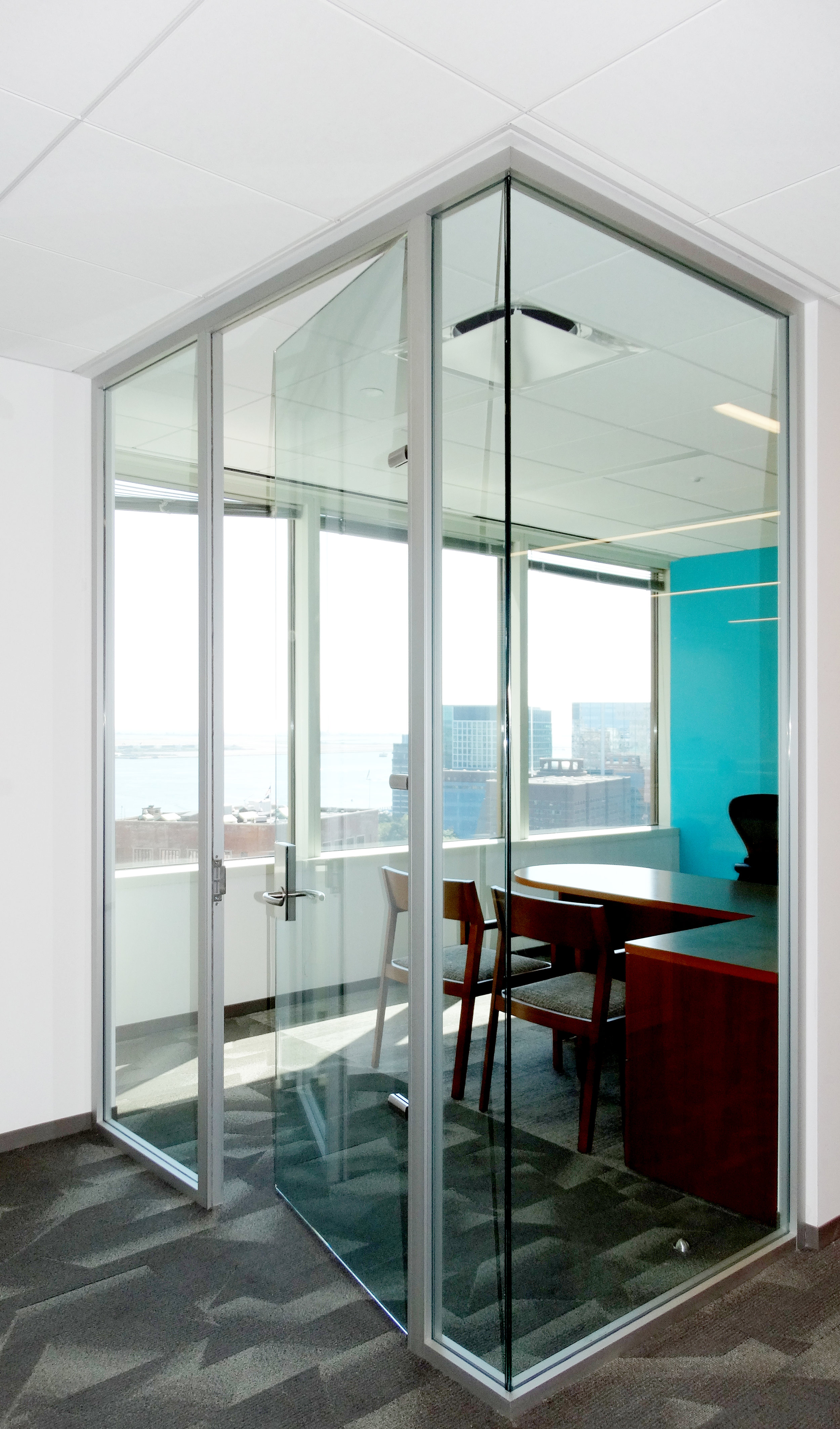 Litespace Glass Corner No Mullion - Spaceworks AI.jpg