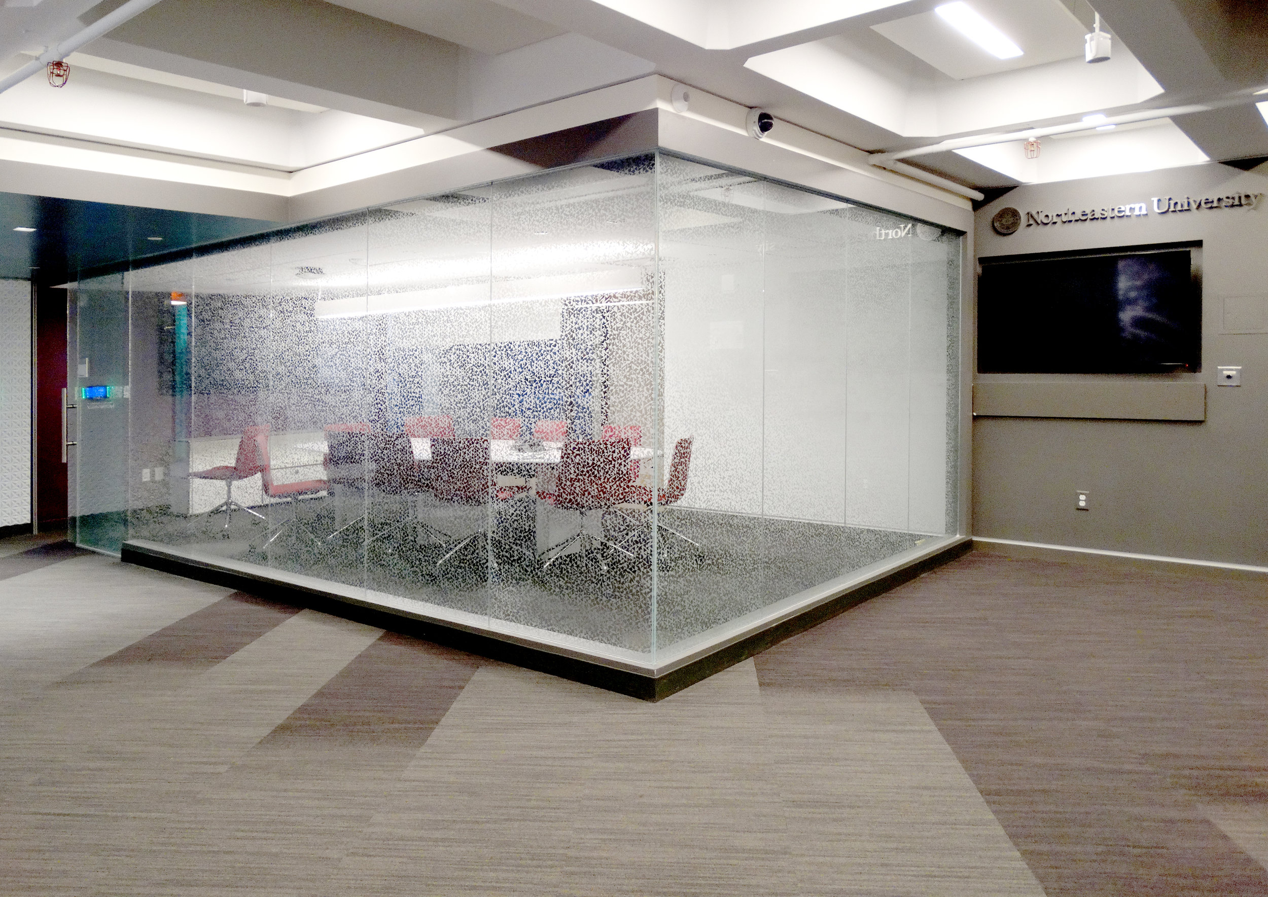 Illume Frameless Glass Box Office Walls - Spaceworks AI.jpg