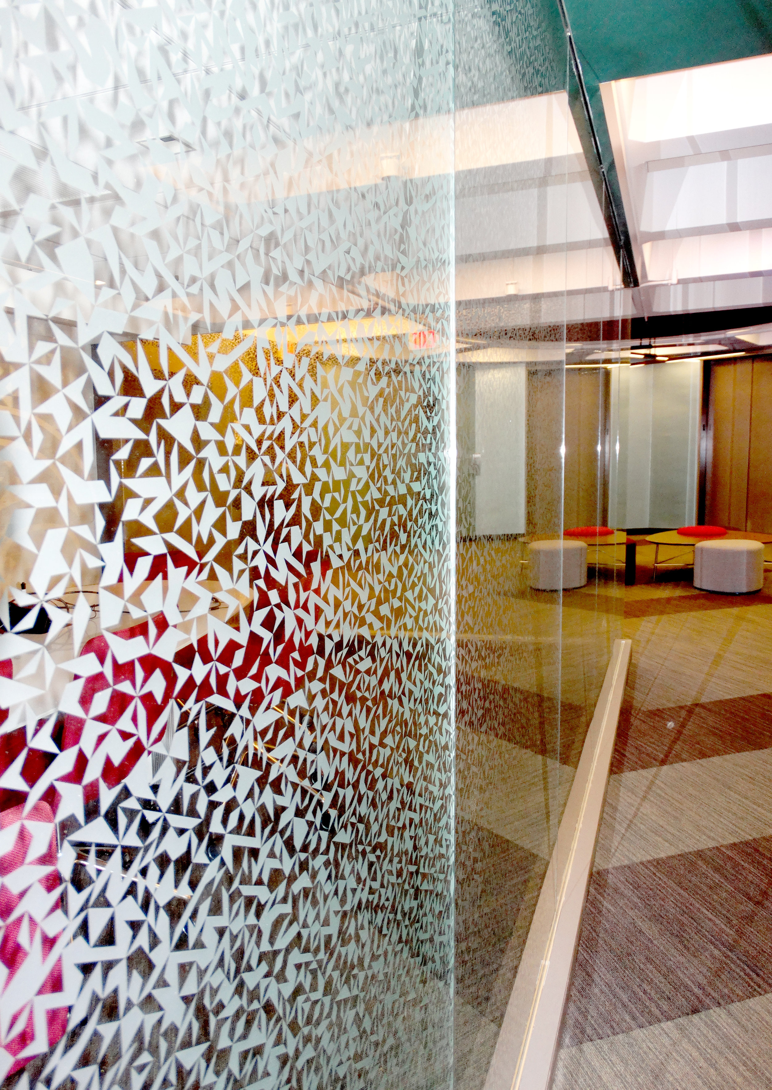 Illume Specialty Patterned Glass Wall - Spaceworks AI.jpg