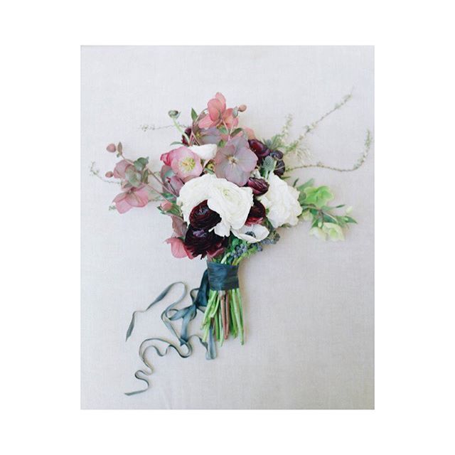This bouquet // via @elizabethmessina #herewegodimaggio