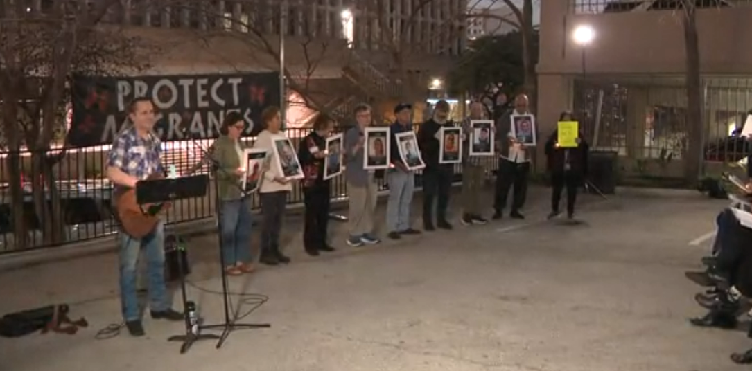 Primera Vigilia de Migración con Dignidad de 2026 se inauguró en St. David’s, Austin, y recibe cobertura de CBS Austin y KVUE