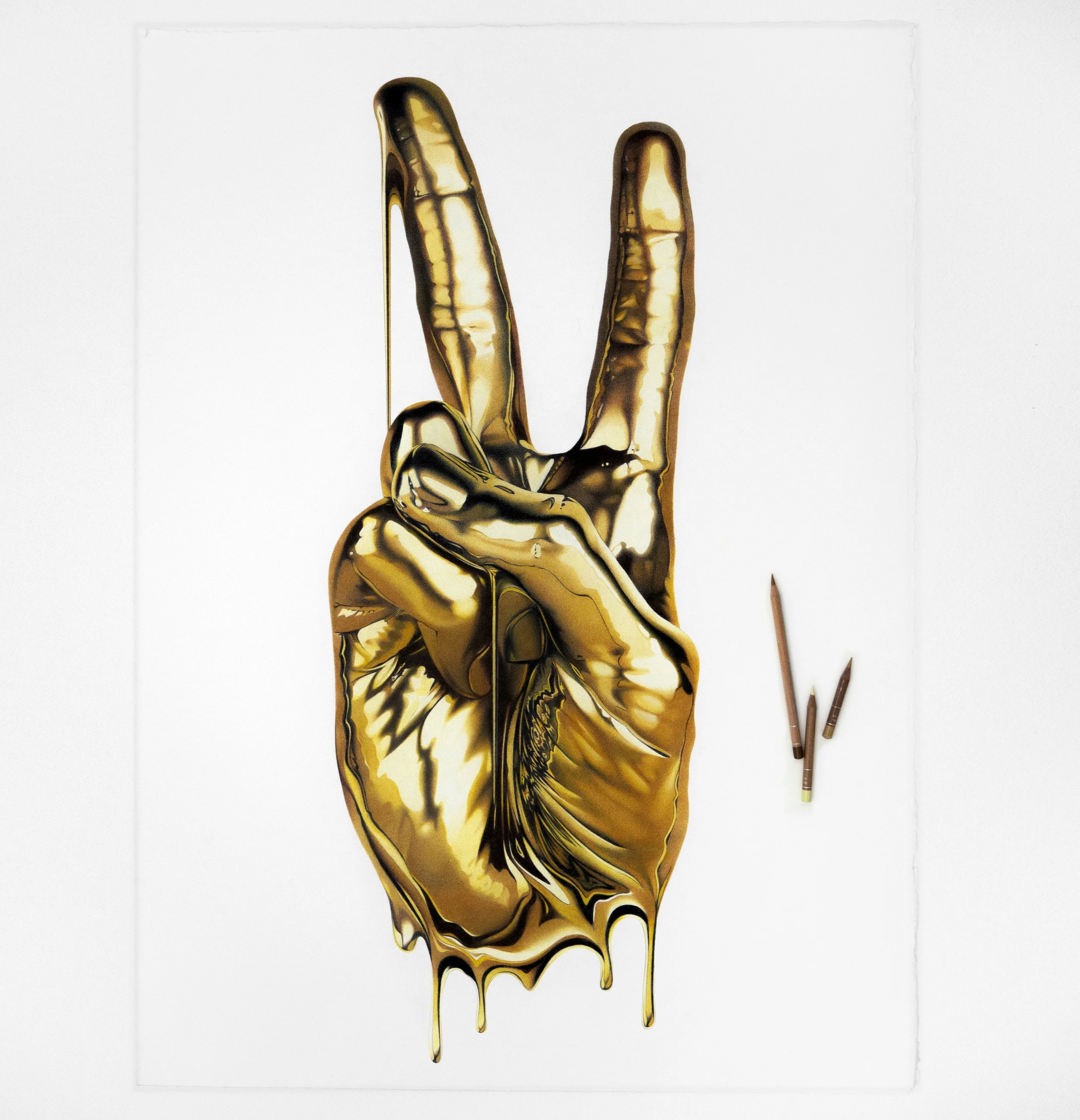 GOLD DRIPPING PEACE SIGN