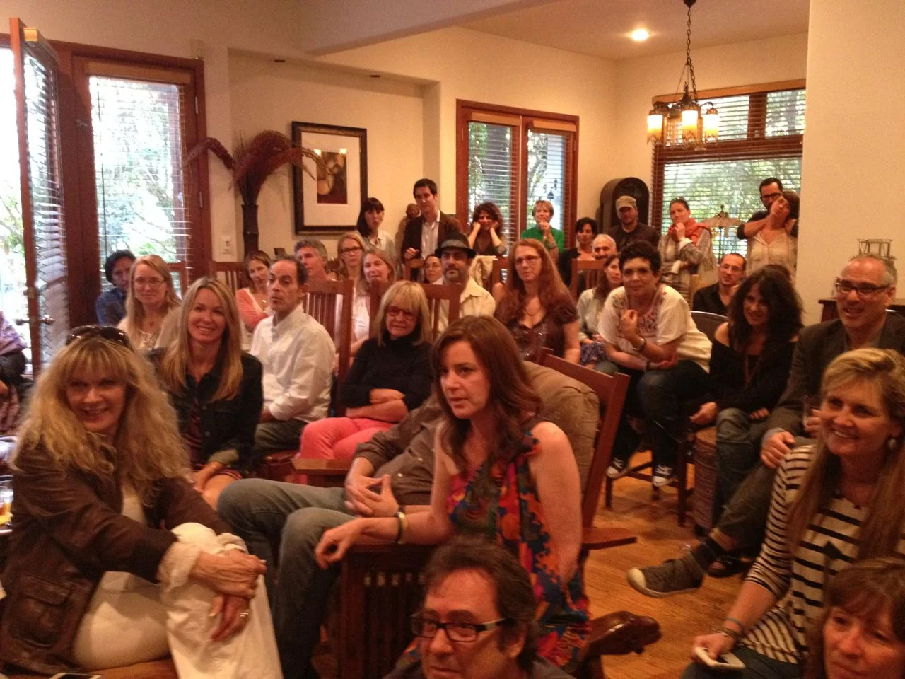 showtellcrowd.jpg