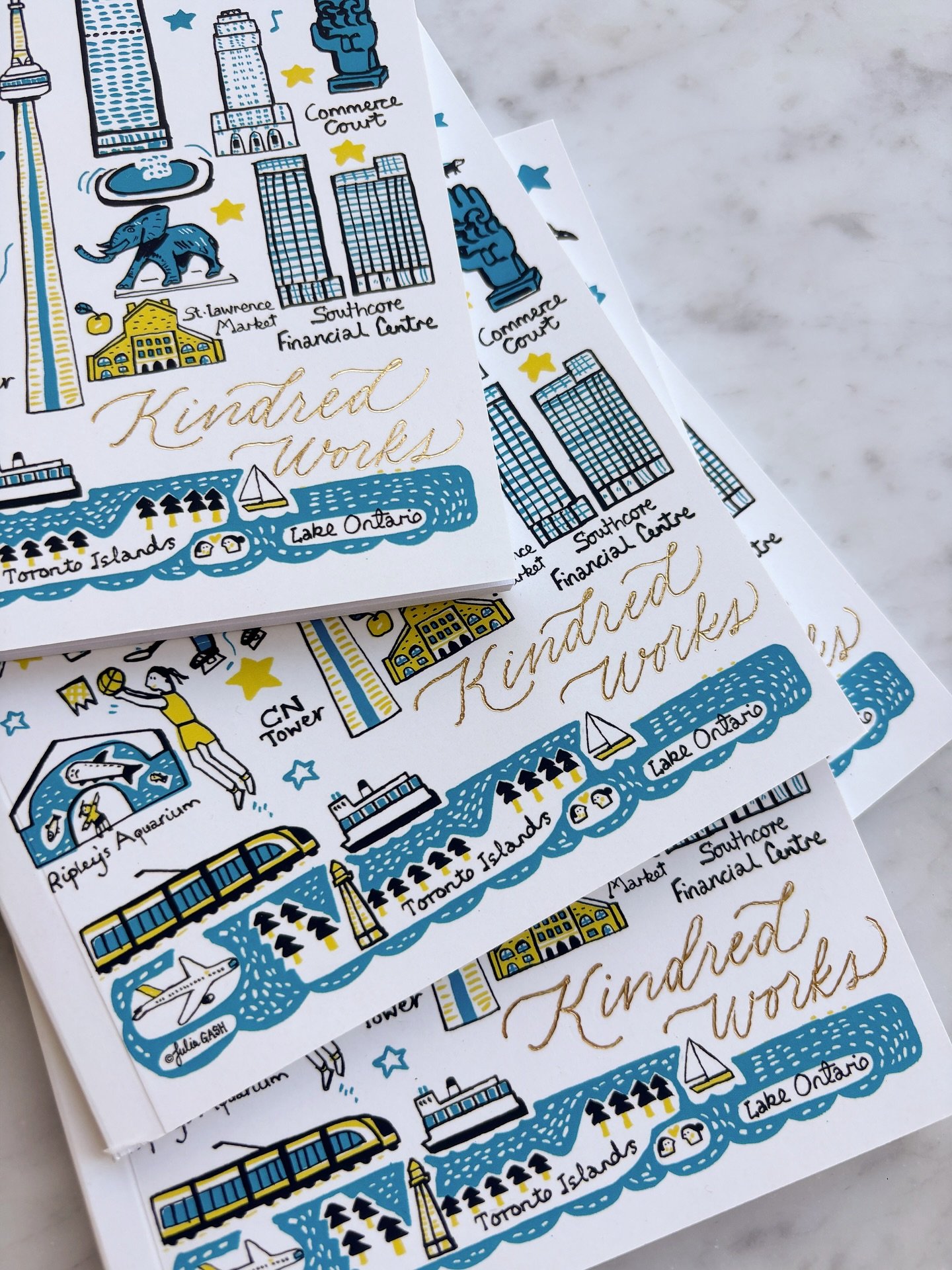 Each cover was hand-lettered with love and finished in radiant gold&mdash;perfect for gifts, journaling, or elevating your desk.

Custom names, quotes, or initials&hellip; your story, your shine!

#gracesongcalligraphy #hotfoilcalligraphy #hotfoiling