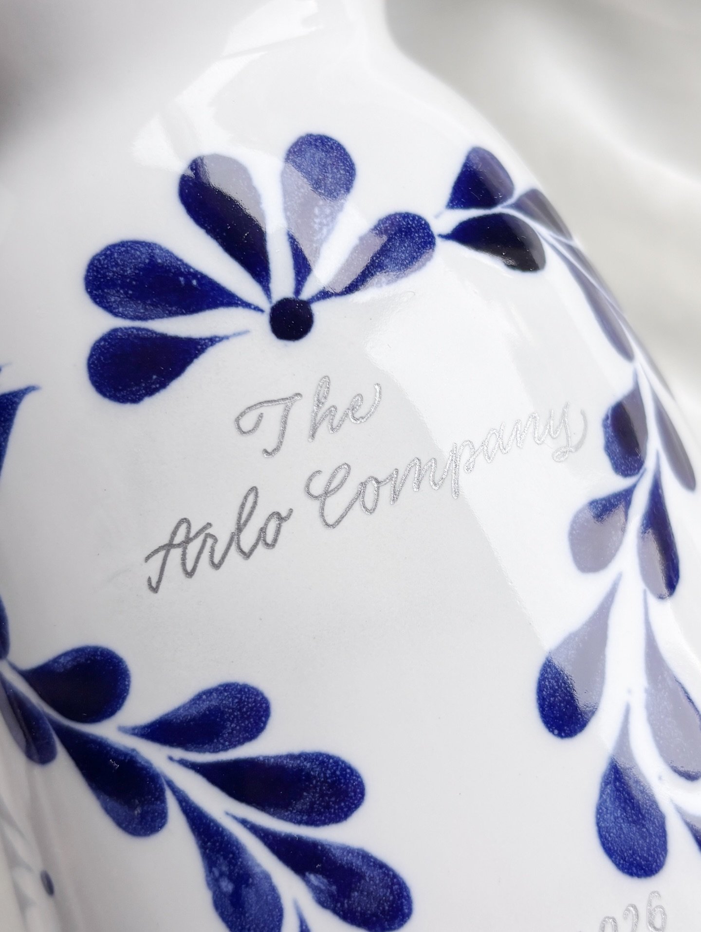 After taking a much-needed pause following the whirlwind of a holiday season, I&rsquo;m back in the studio and easing into commissions once again. I hope you all had a gentle start to 2026 and are keeping warm during these winter days ❄️❄️❄️

#graces