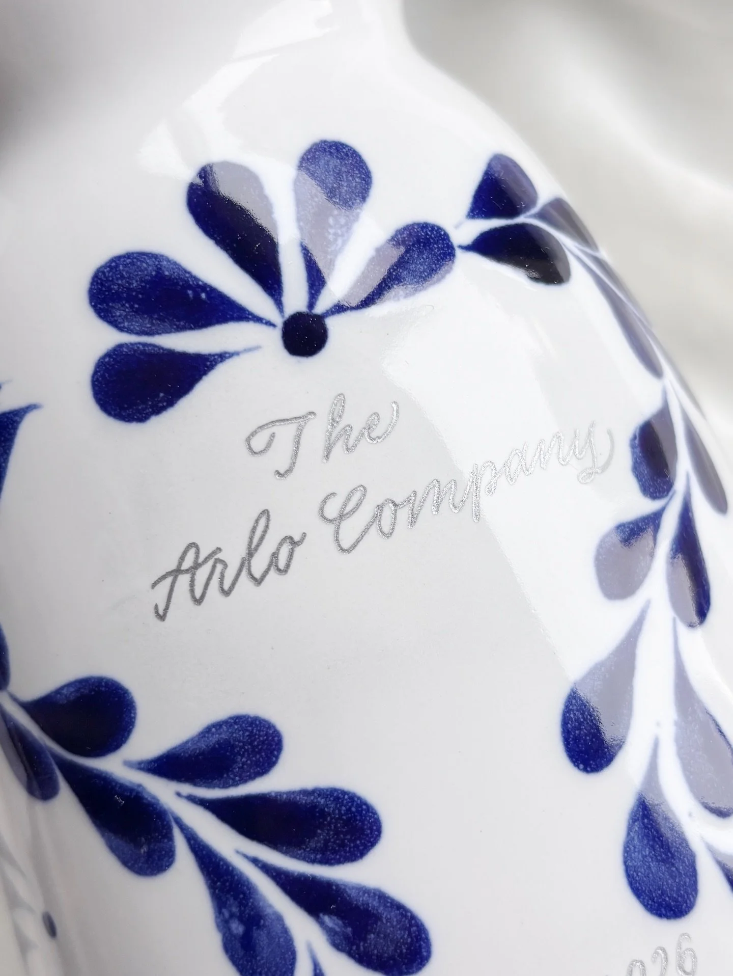 After taking a much-needed pause following the whirlwind of a holiday season, I&rsquo;m back in the studio and easing into commissions once again. I hope you all had a gentle start to 2026 and are keeping warm during these winter days ❄️❄️❄️

#graces