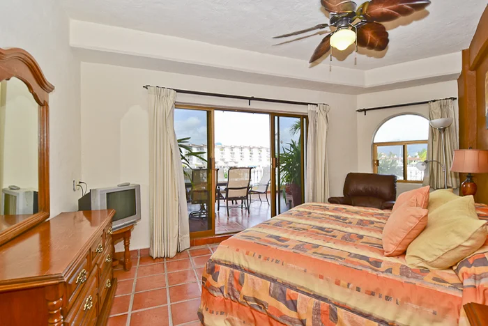 Marina-Golf-106-M-Puerto-Vallrta-Real-Estate-32.jpg